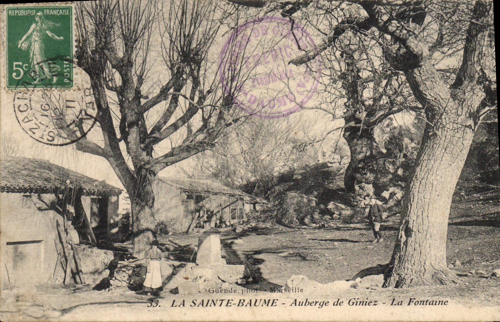 CPA La Sainte Baume Auberge de Giniez La Fontaine