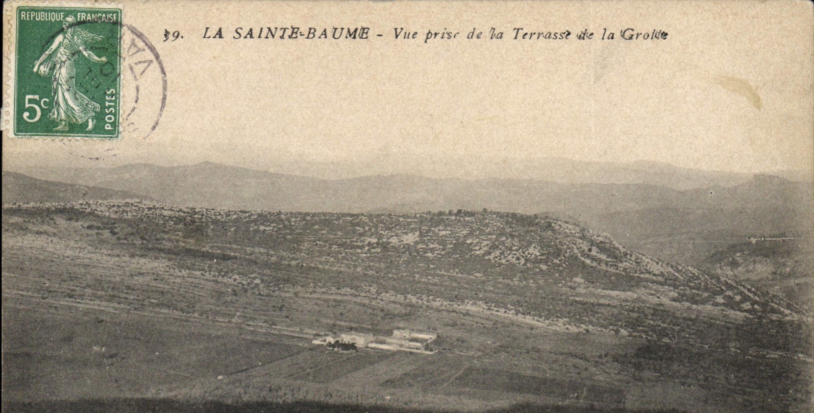 CPA La Sainte Baume Vus prise de la Terrasse de la Grotte