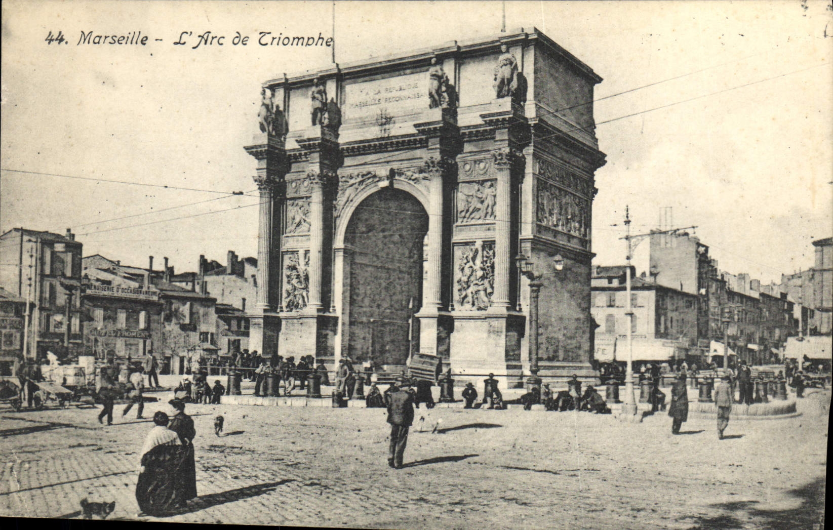 CPA Marseille L'Arc de Triomphe 