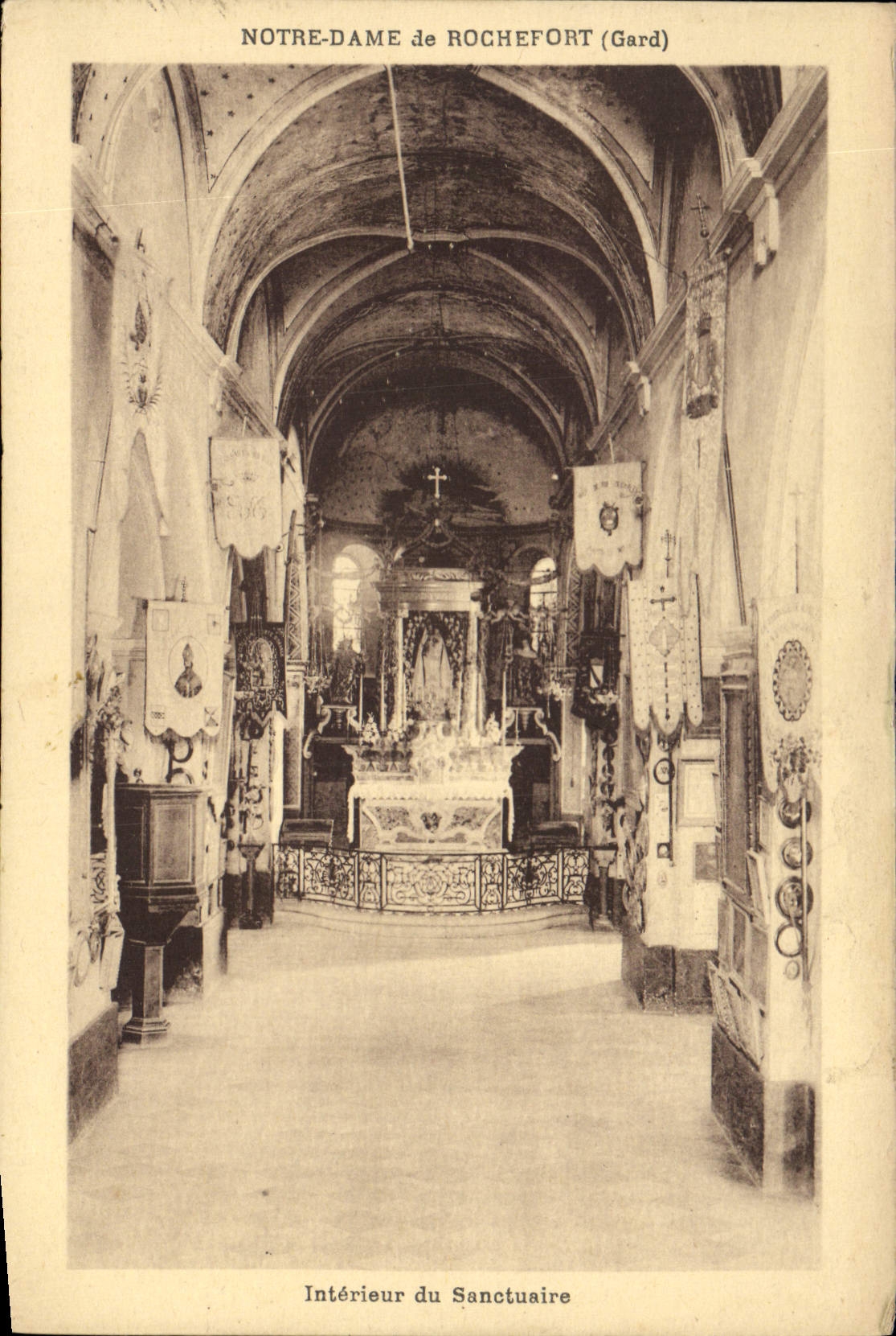 CPA Notre Dame de Rochefort Gard Interieur du Sanctuaire