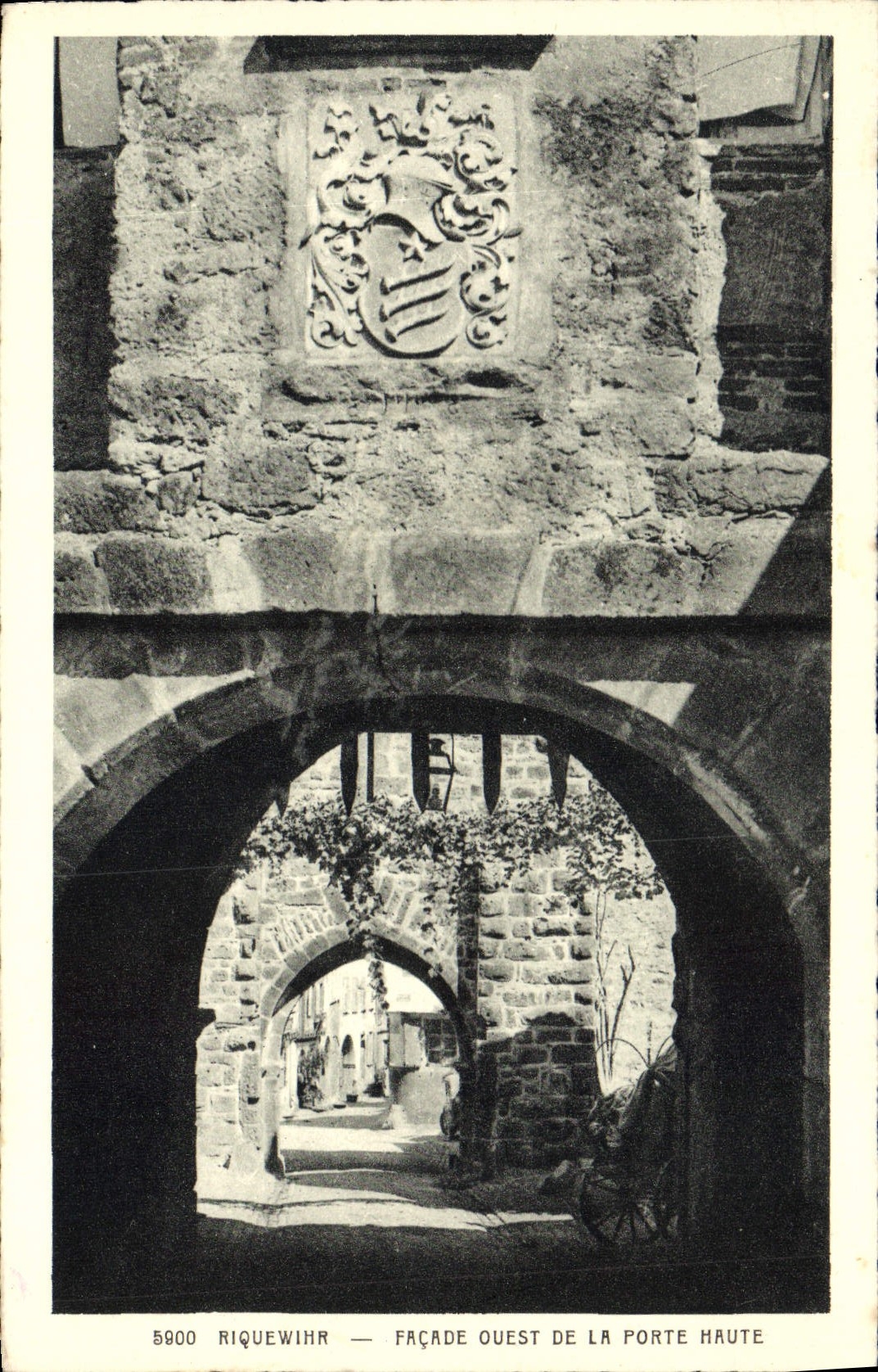 CPA Riquewihr Facade ouest de la Porte Haute