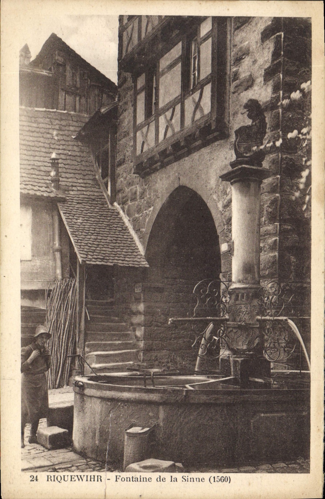 CPA Riquewihr Fontaine de la Sinue 