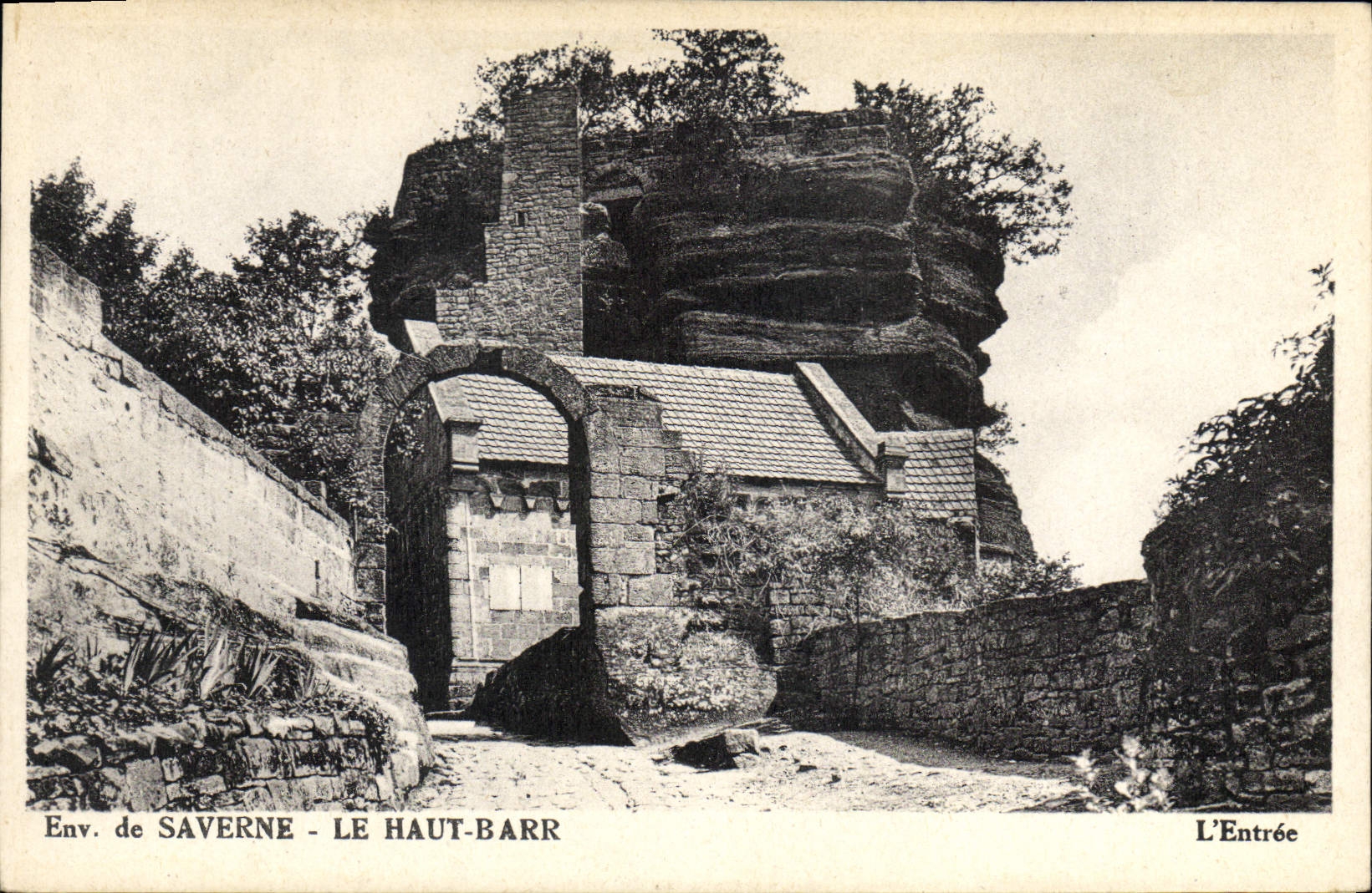 CPA Env de Saverne Le Haut Barr 