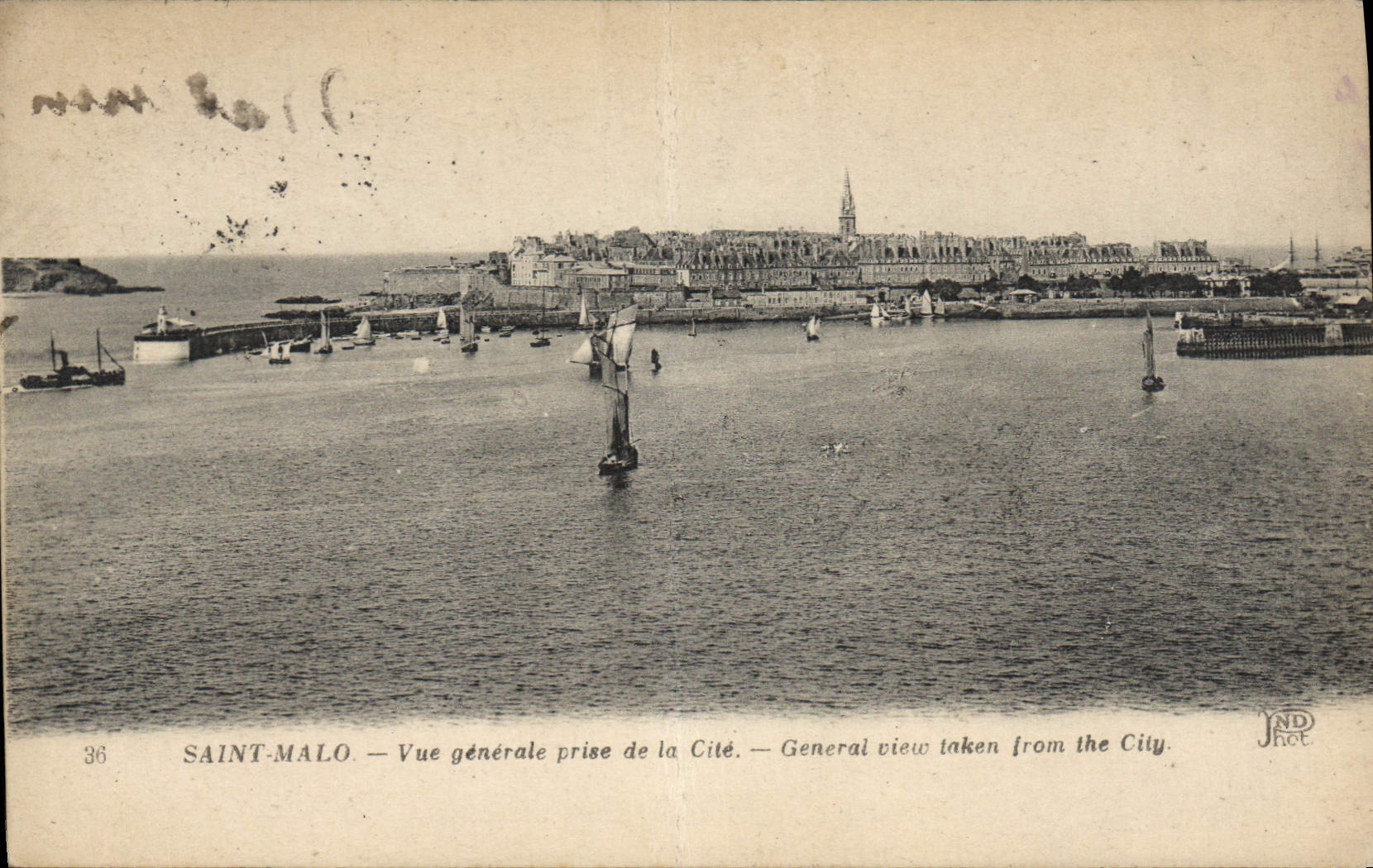 CPA Saint Malo Vue Generale Prise de la Cite 
