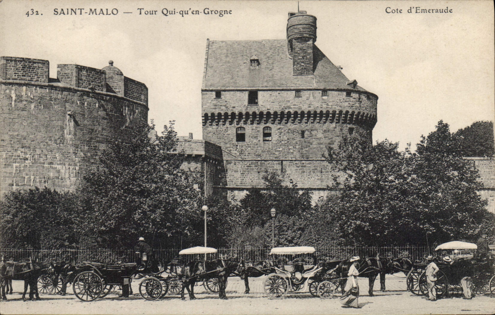 CPA Saint Malo Tour Qui qu'en Grogne 
