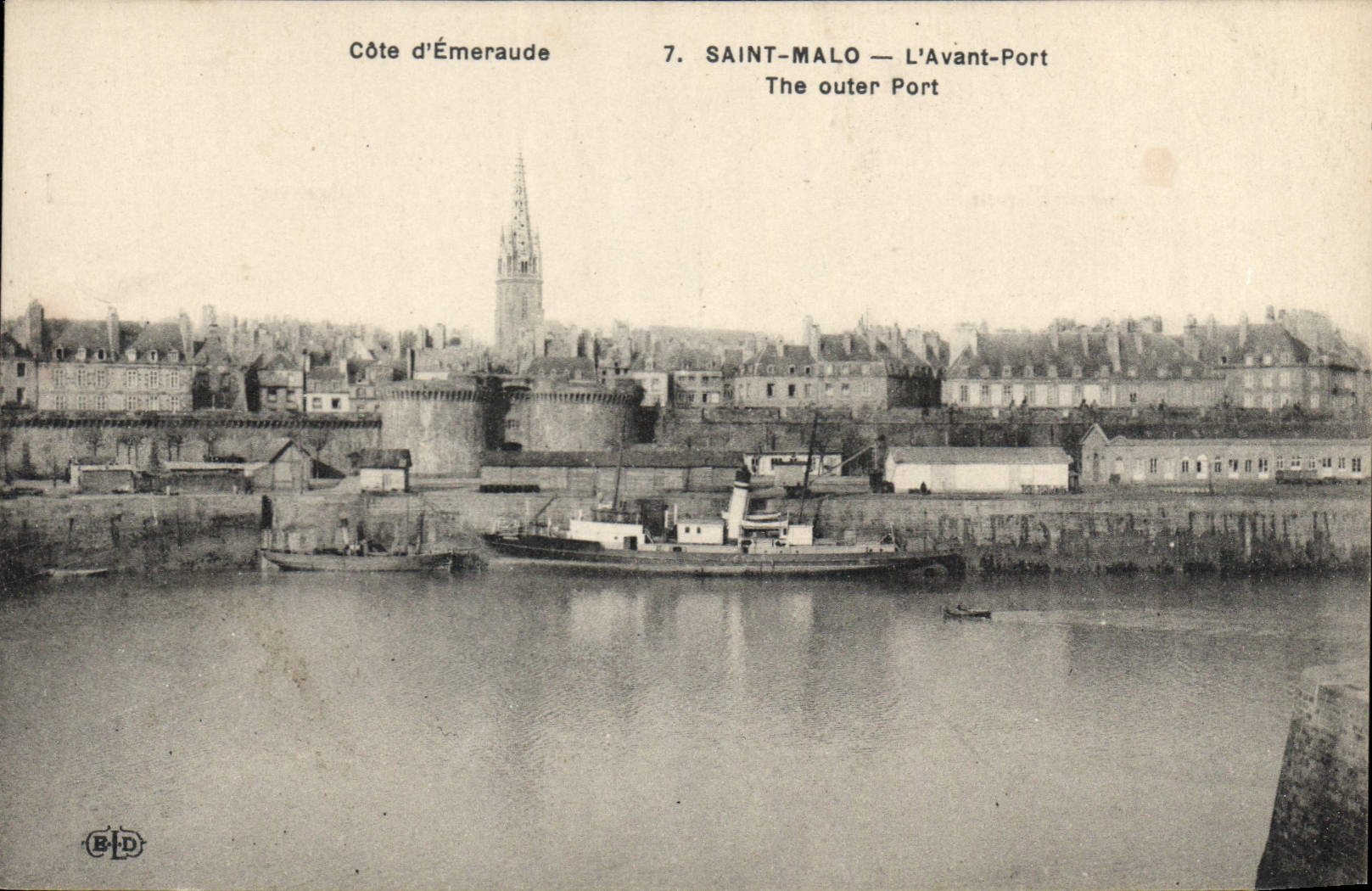 CPA Cote d'Emeraude Saint Malo L'Avant Port the Outer Port 