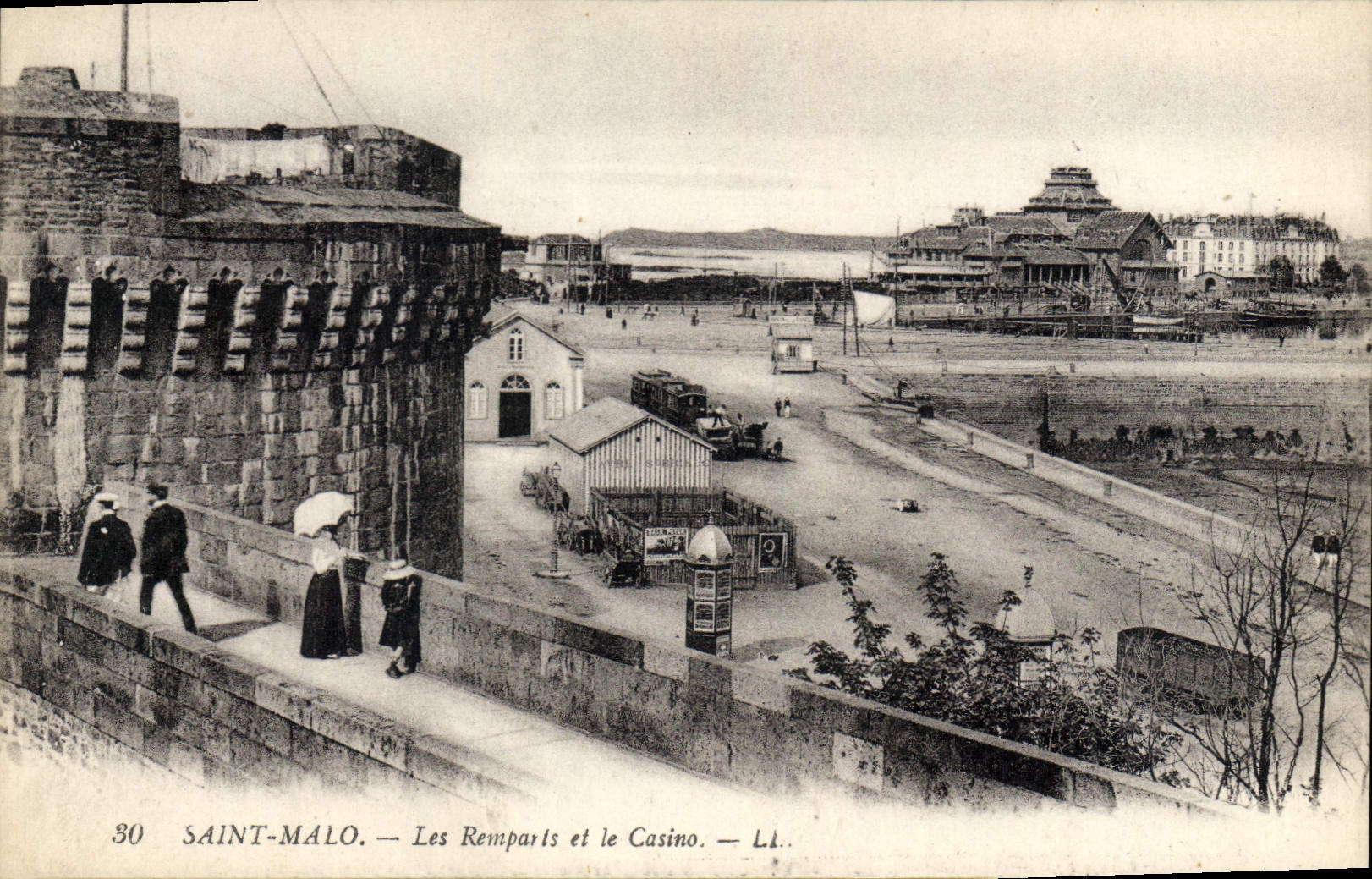 CPA Saint Malo Les Remparts et le Casino 