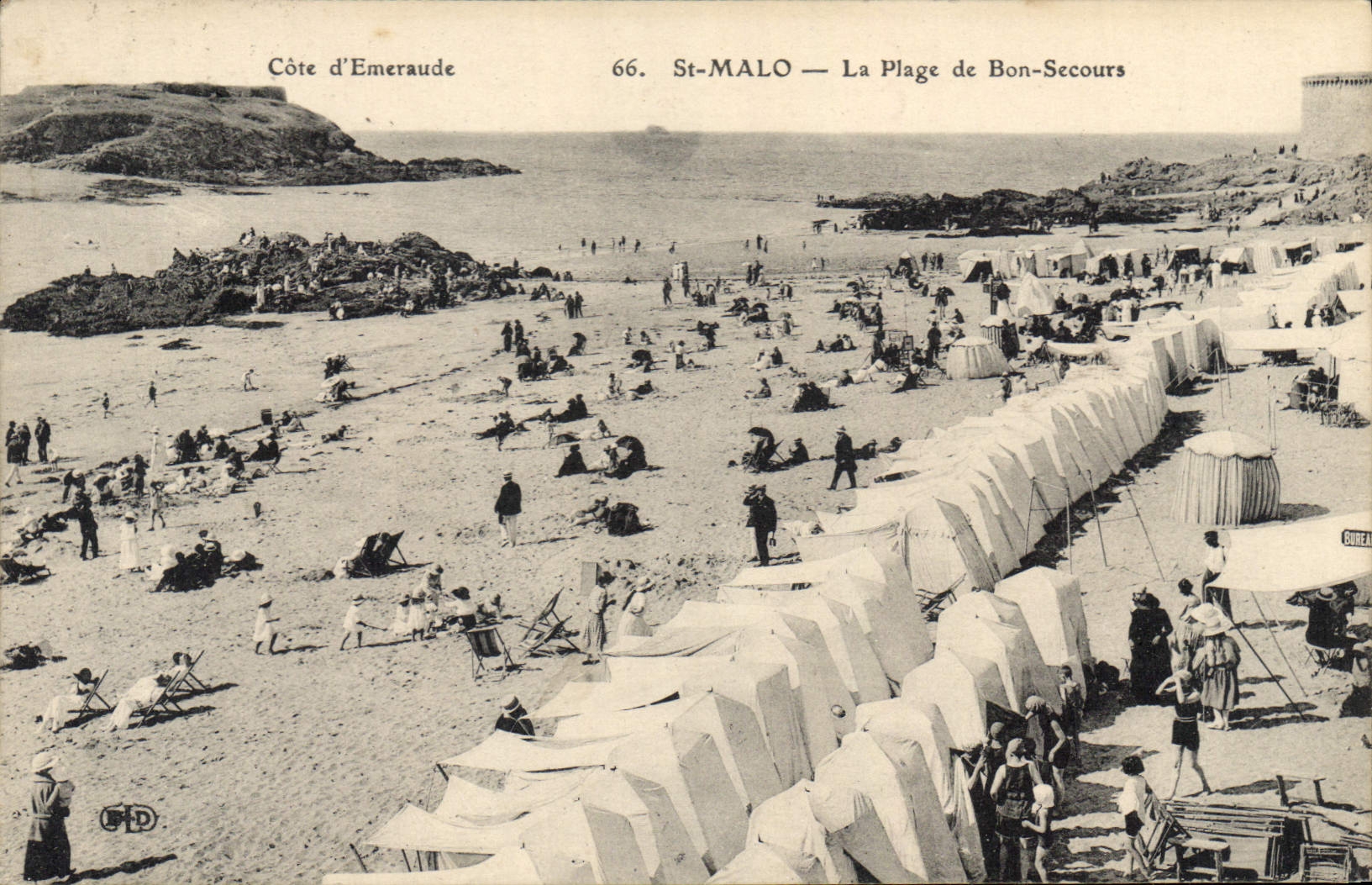 CPA Cote d'Emeraude Saint Malo La Plage de Bon Secours 