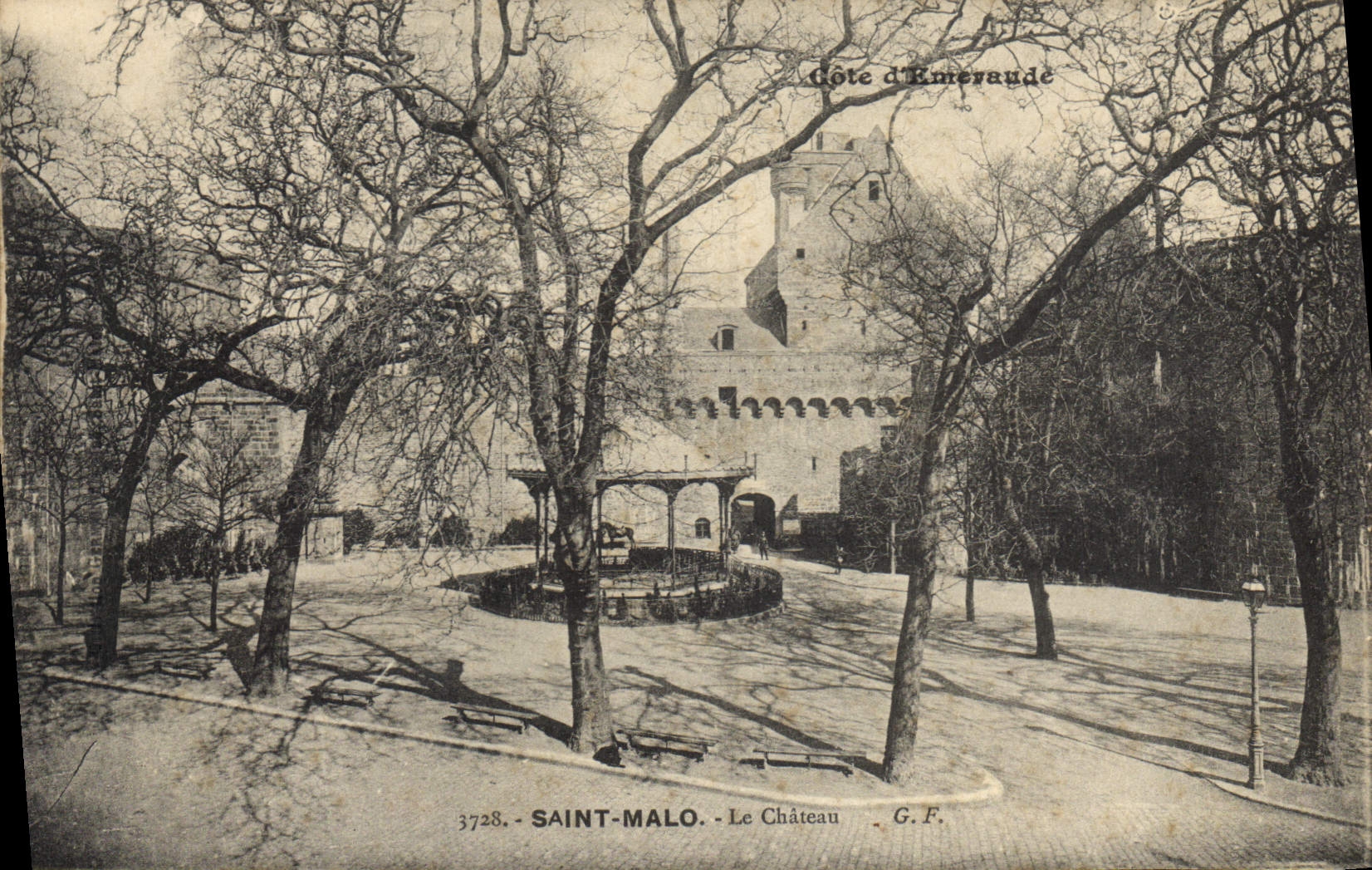 CPA Saint Malo Le Chateau 