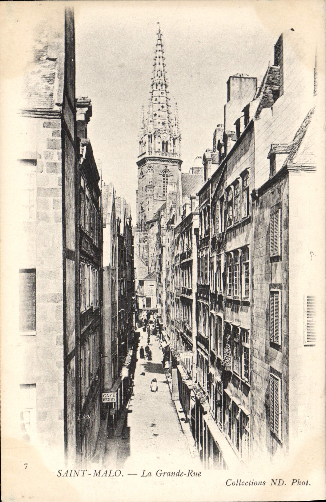 CPA Saint Malo La Grande Rue 