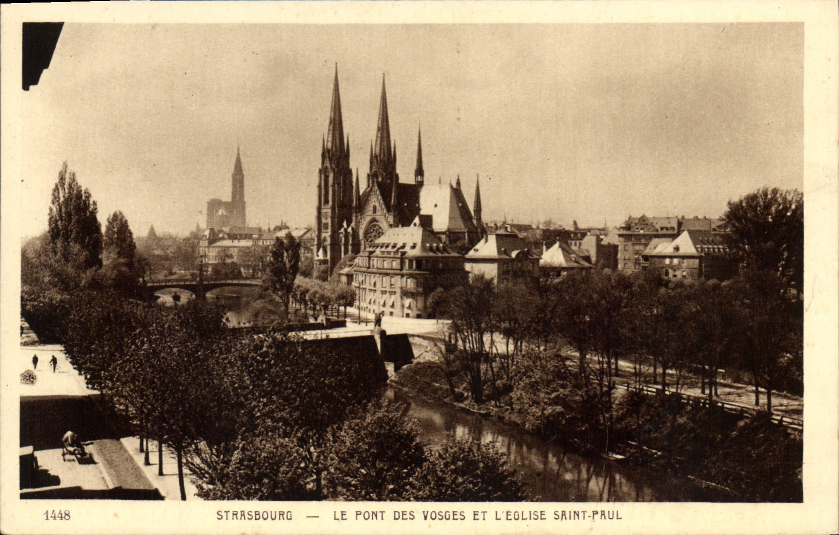 CPA Strasbourg Le POnt des vosges et l'Eglise Saint Paul 