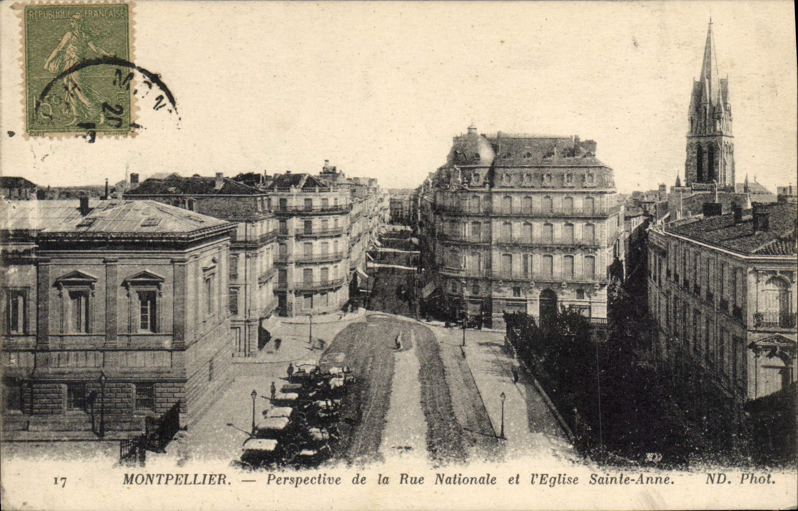 CPA Montpellier Perspective de la Rue Nationale et l'Eglise Sainte Anne 