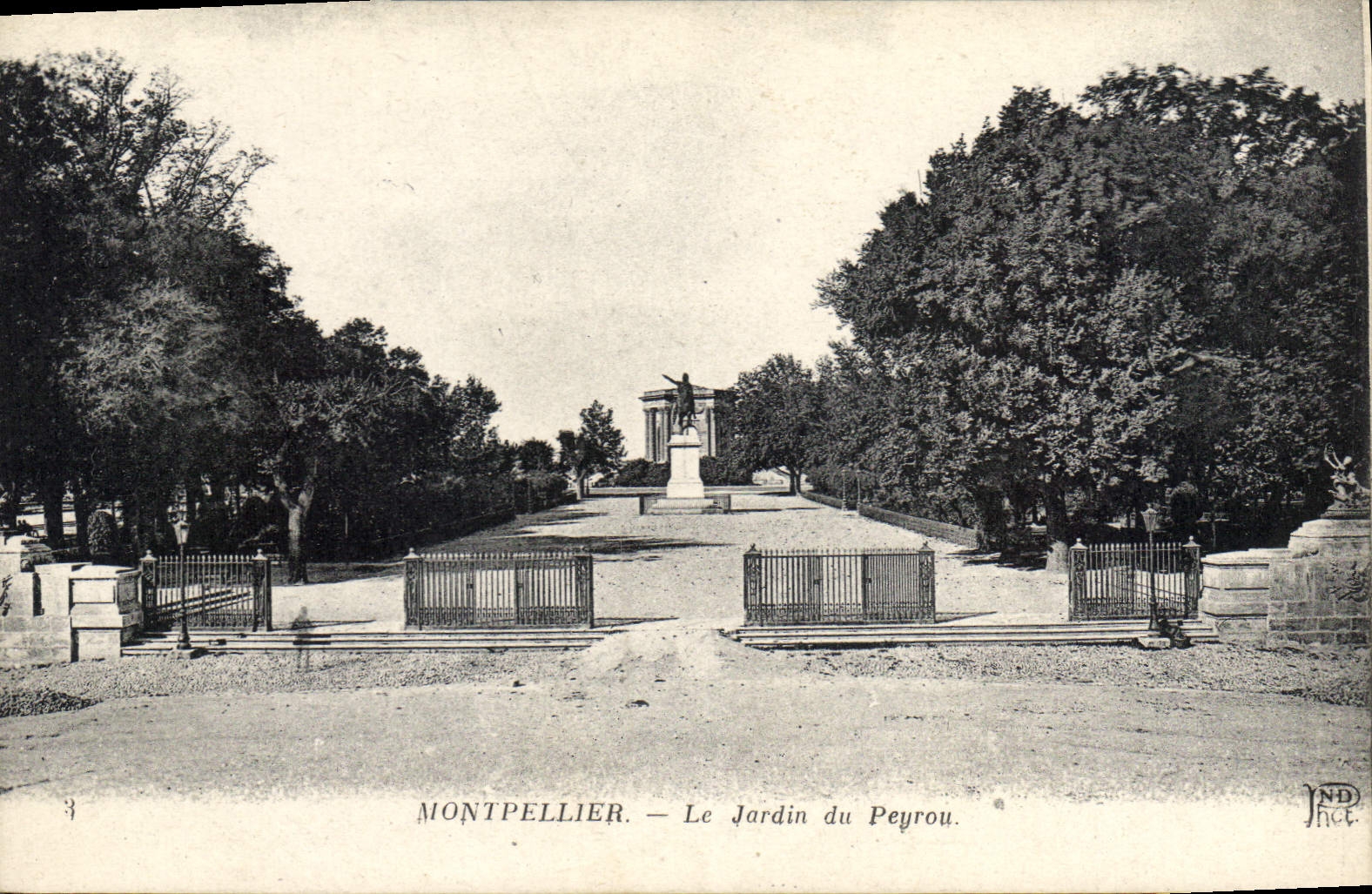 CPA Montpellier Le Jardin du Peyrou