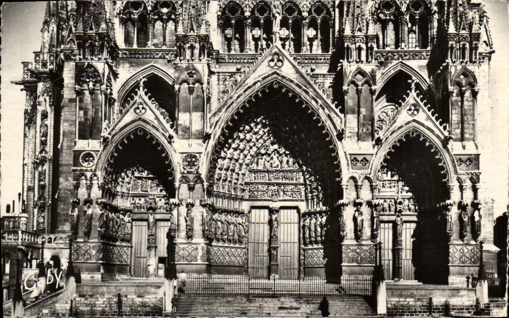 CPA Amiens Somme Details des Portails de facade 