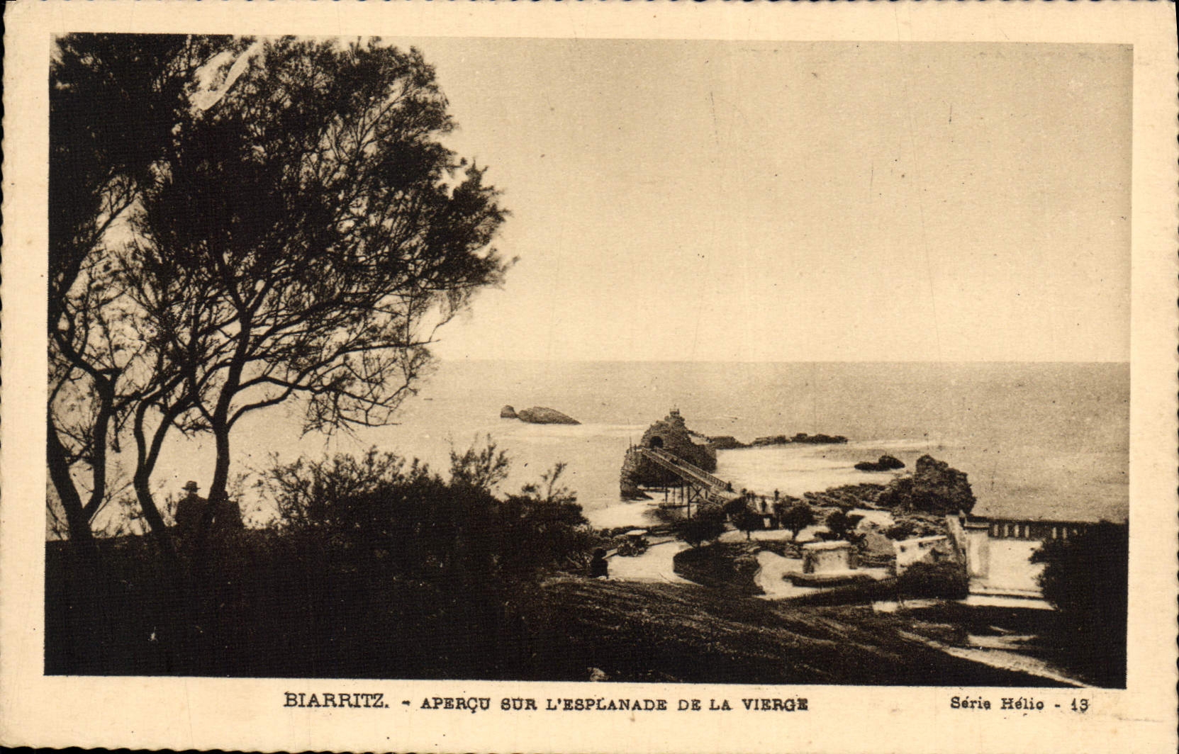 CPA Biarritz Apercu Sur L'Esplanade de la Vierge