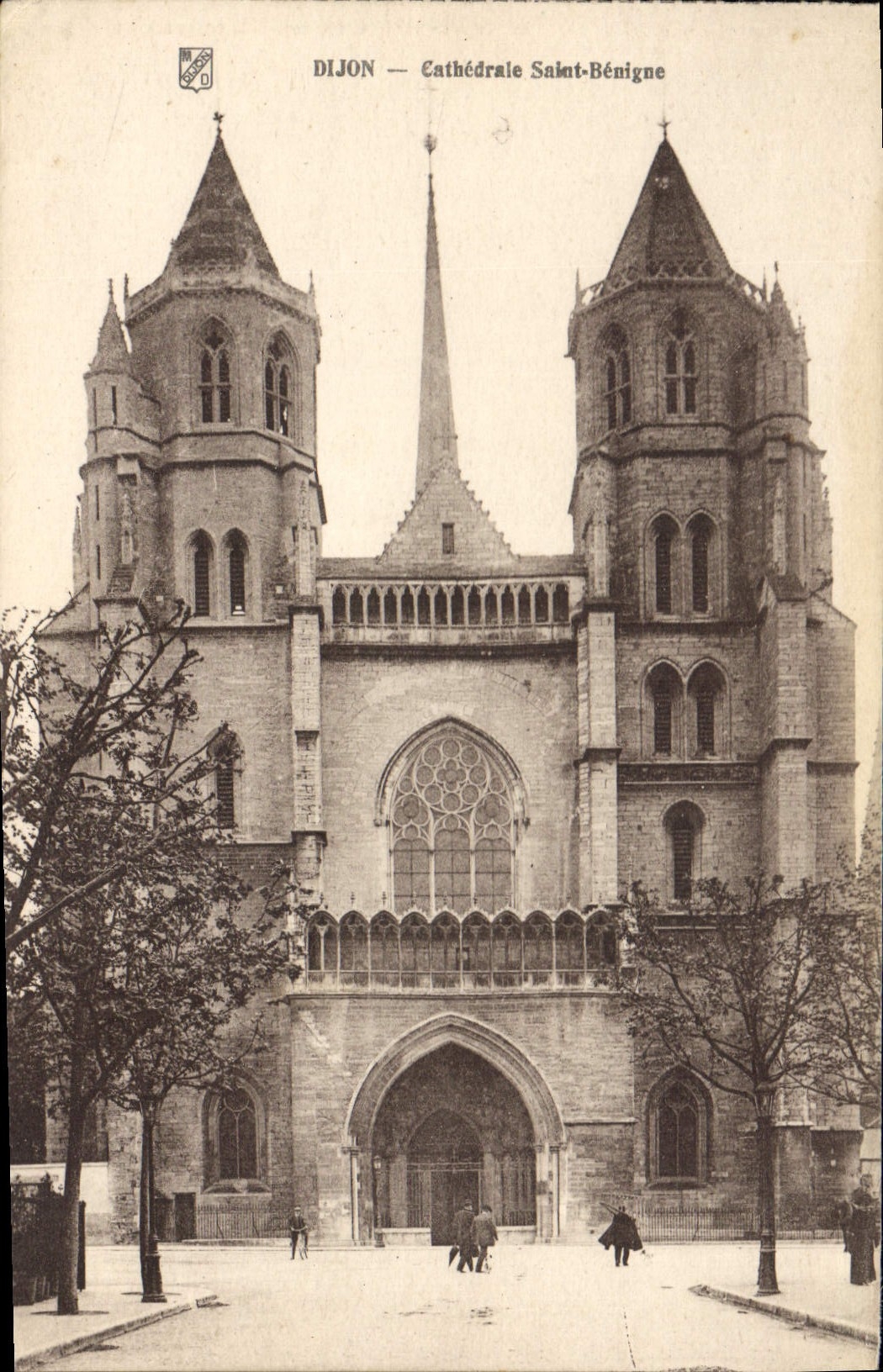 CPA Dijon Cathedrale Saint Benigne 