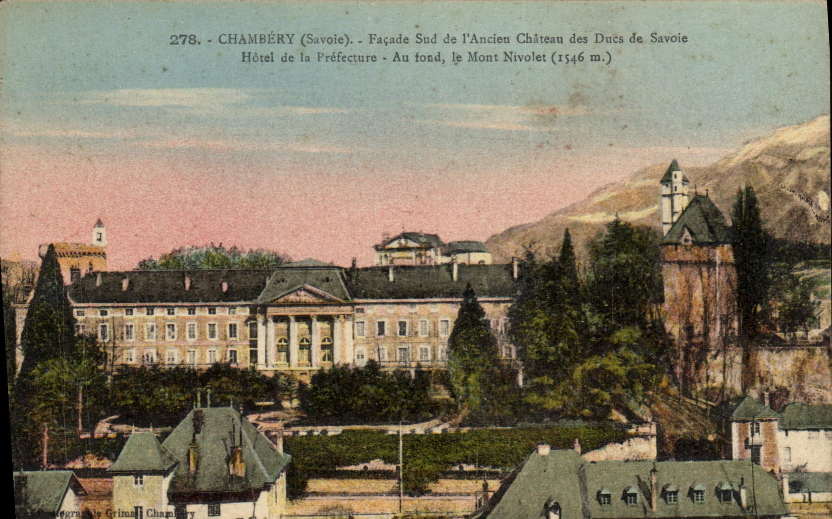 CPA Chambery (Savoie) Facade Sud de l'Ancien Chateau des Dues de Savoie Hotel de la Prefecture Au fo