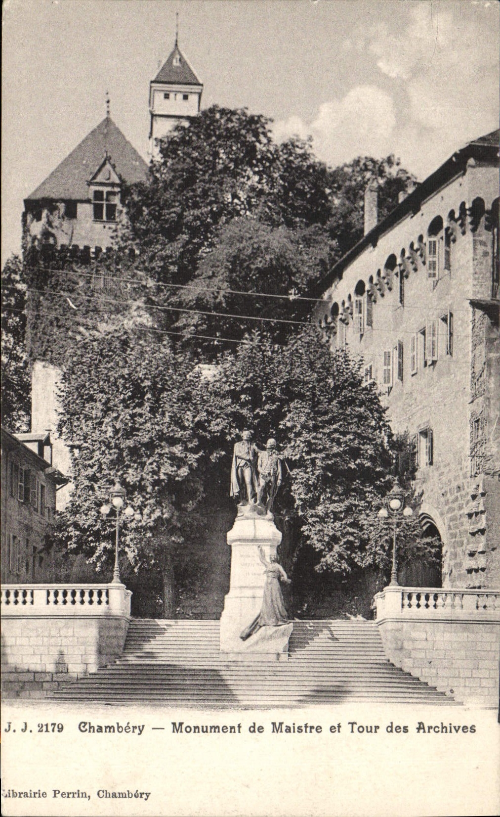 CPA Chambery Monument de Maistre et Tour des Archives