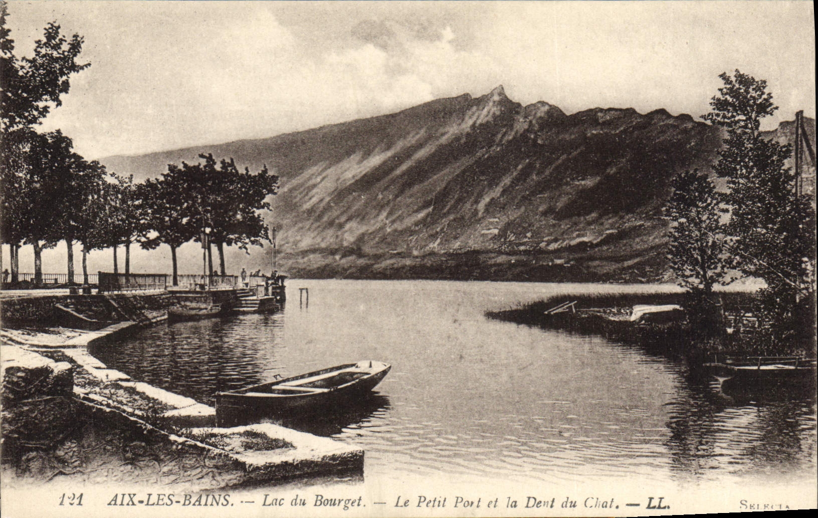 CPA Aix les Bains Lac du Bourget Le Petit Port et la Dent du Chat