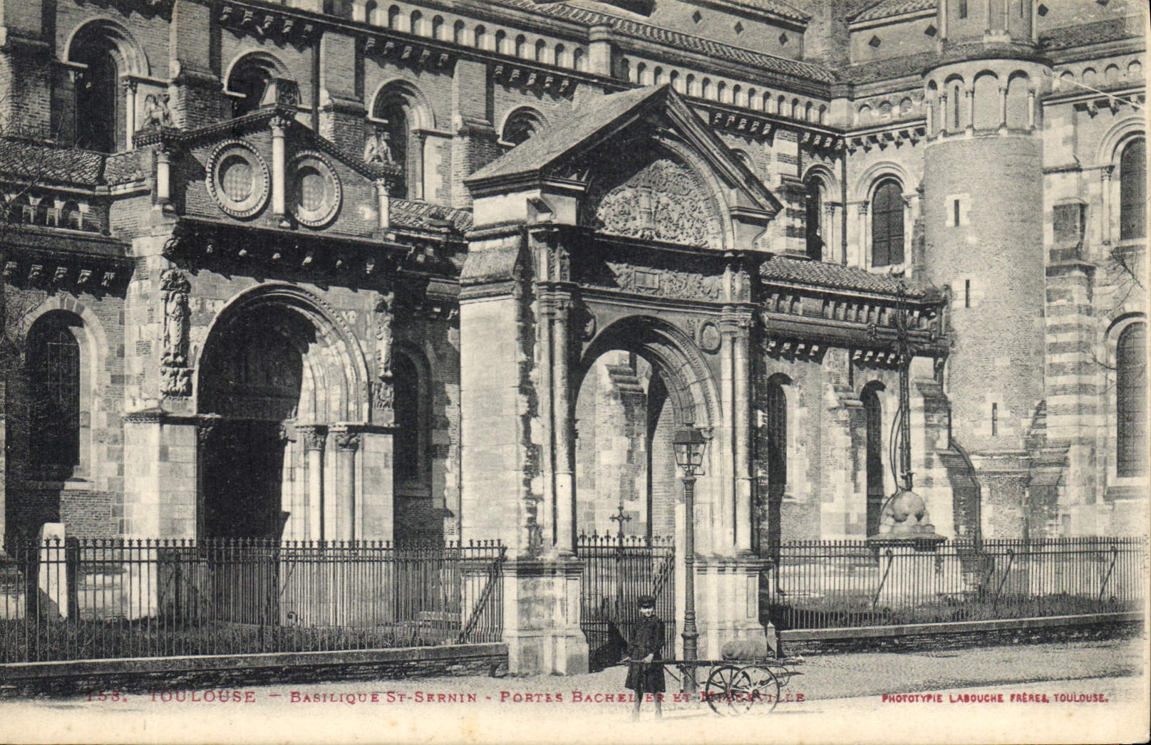 CPA Toulouse Basilique St Sernin Portes