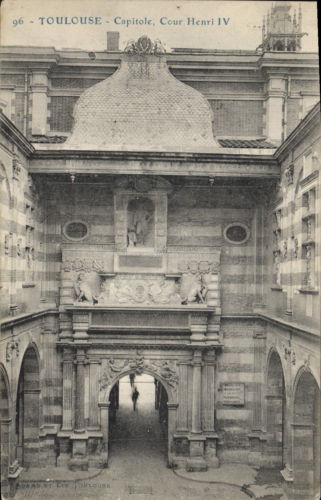 CPA Toulouse Capitole Cour Henri IV