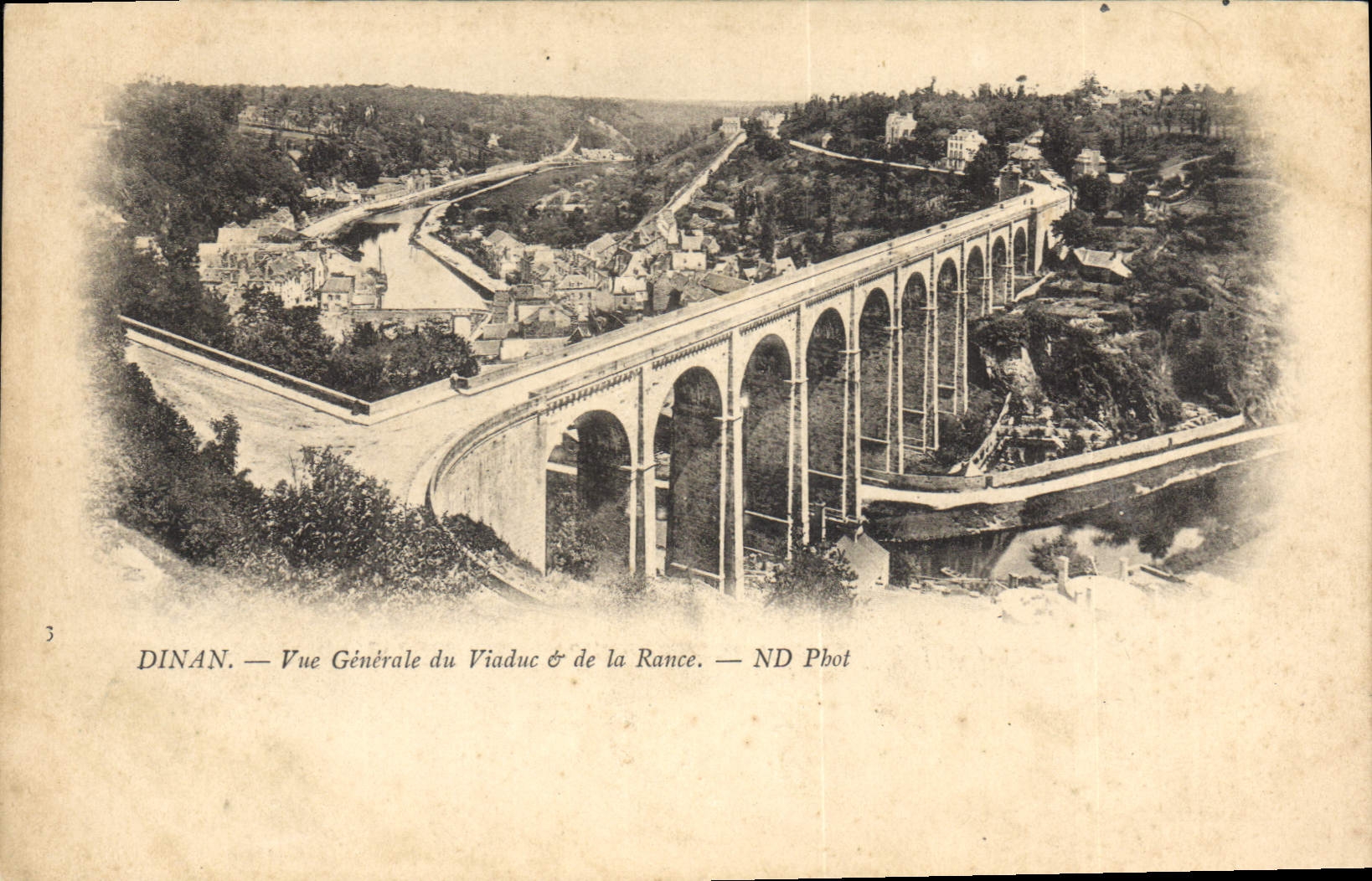 CPA Dinan vue generale du Viaduc et de la Rance