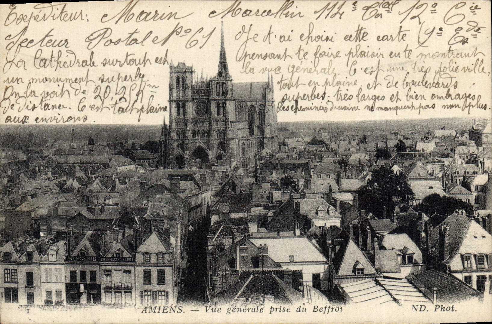 CPA Amiens Vue generale prise du Beffroi
