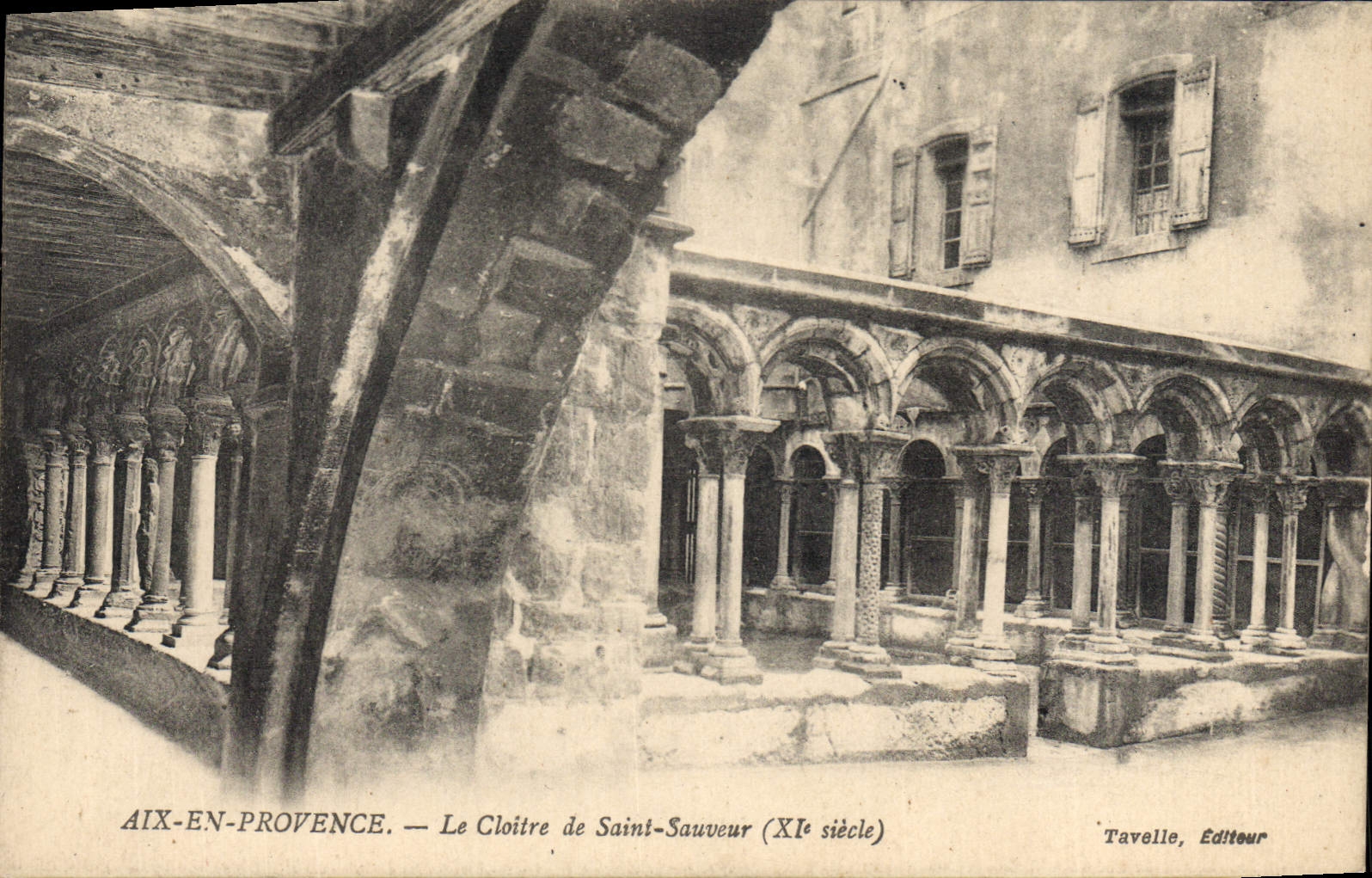 CPA Aix en Provence Le Cloitre de Saint Sauveur (XIe siecle)