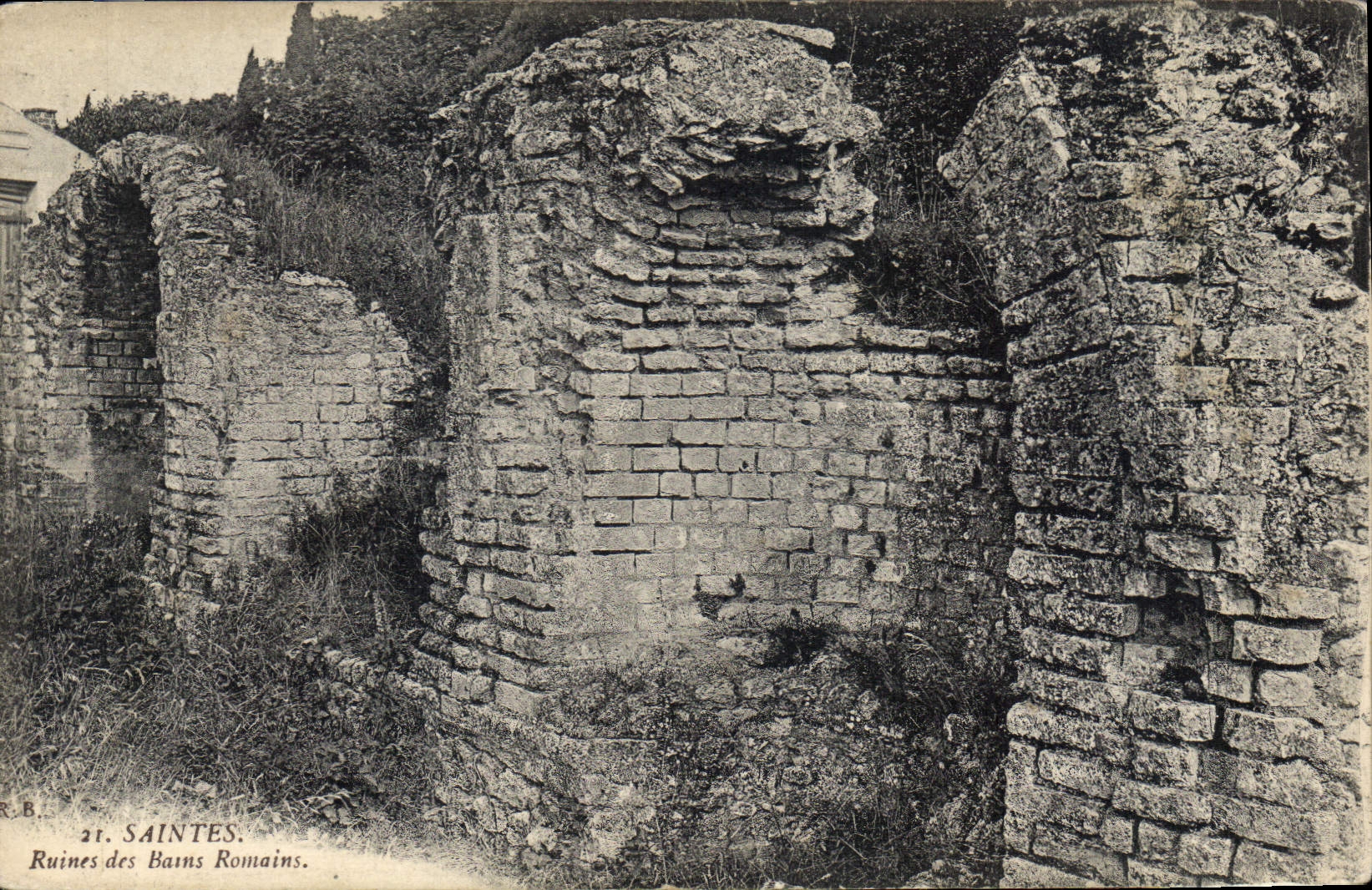 CPA Saintes Ruines des Bains Romains