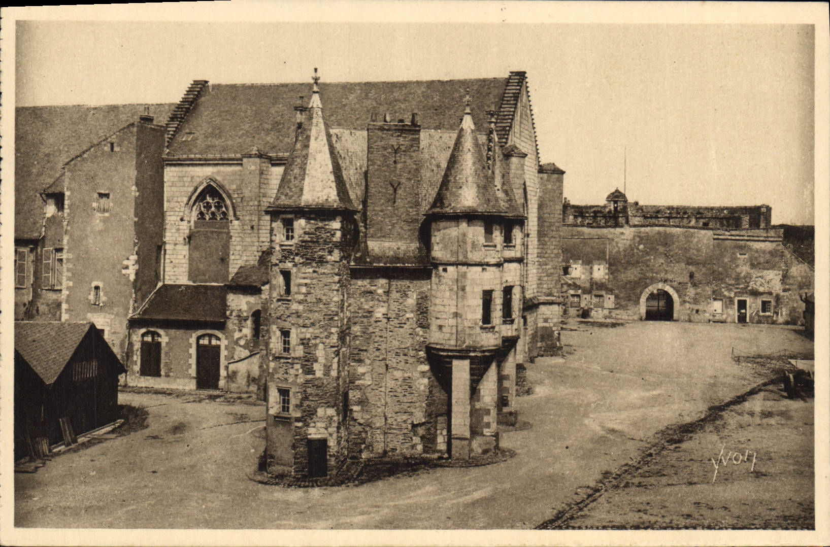 CPA Angers (Maine et Loire) Le Petit Chateau