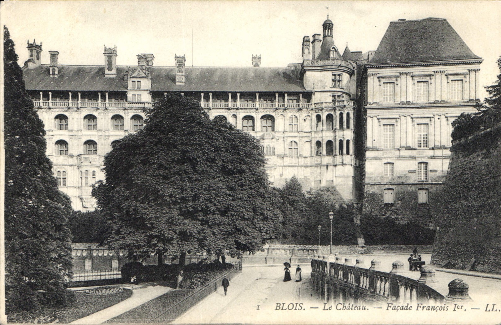 CPA Blois Le Chateau Facade Francois Ier