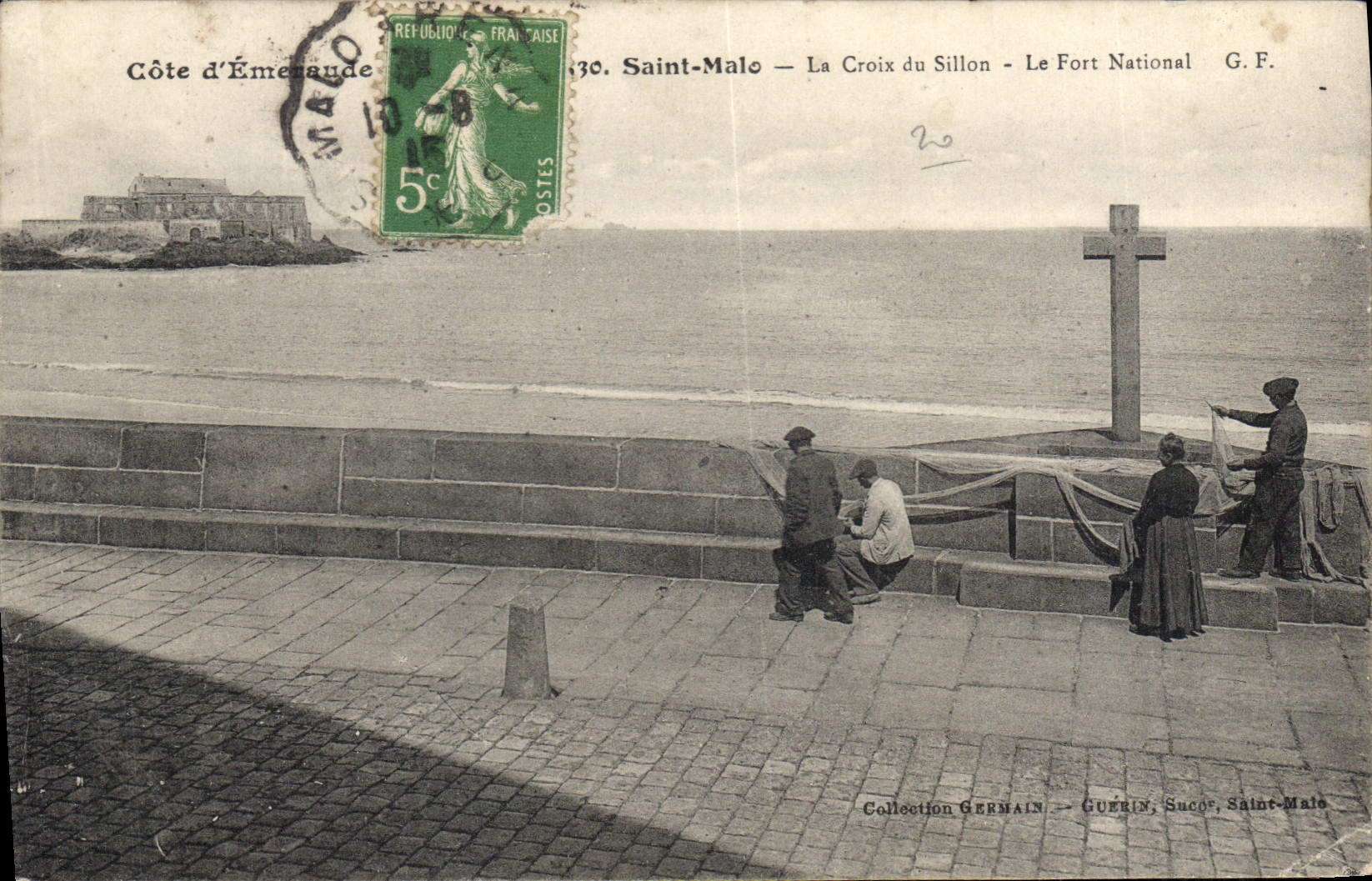 CPA Saint Malo La Croix du Sillon Le Fort National Cote d'Emeraude