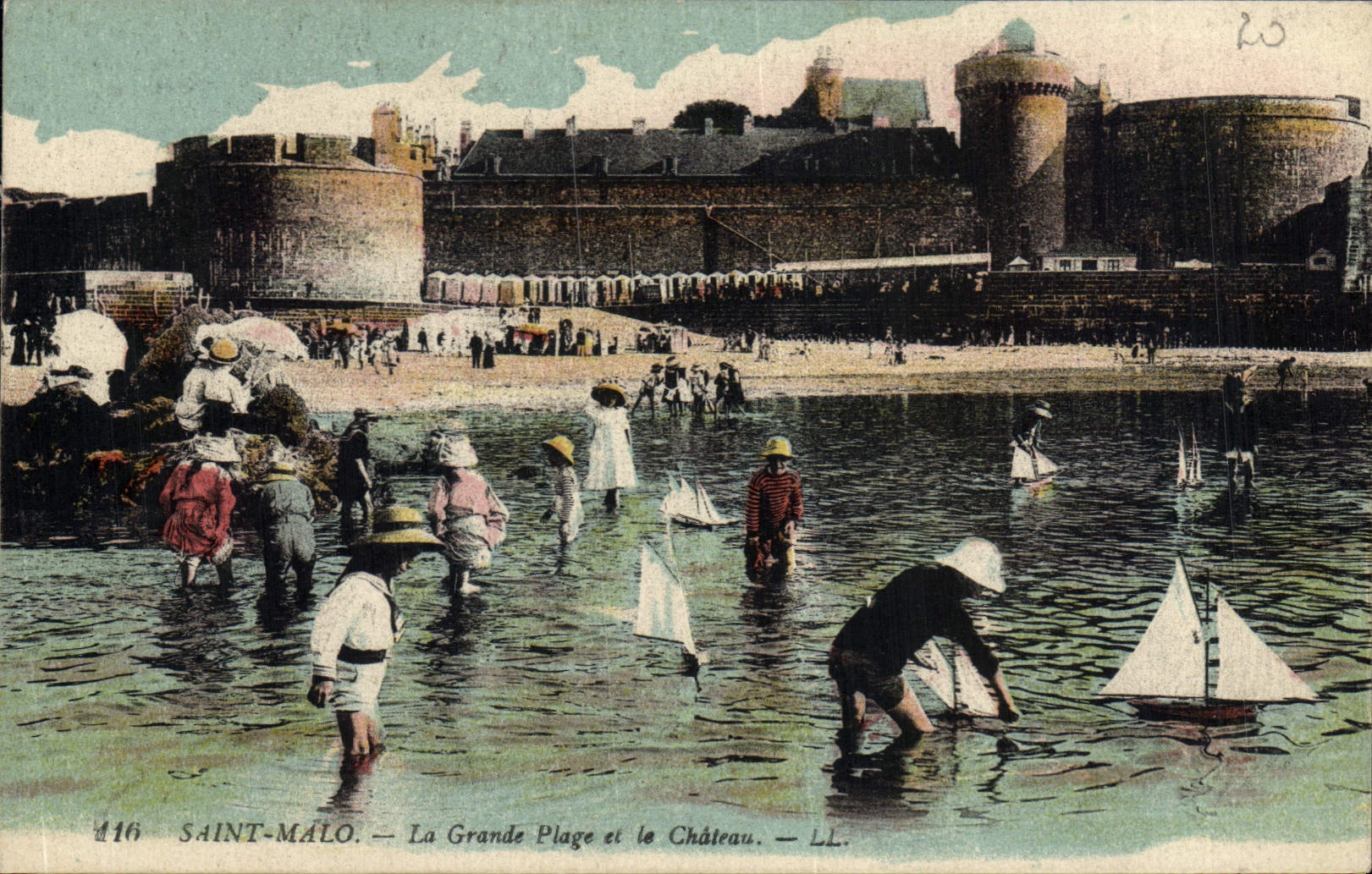CPA Saint Malo La Grande Plage et le Chateau