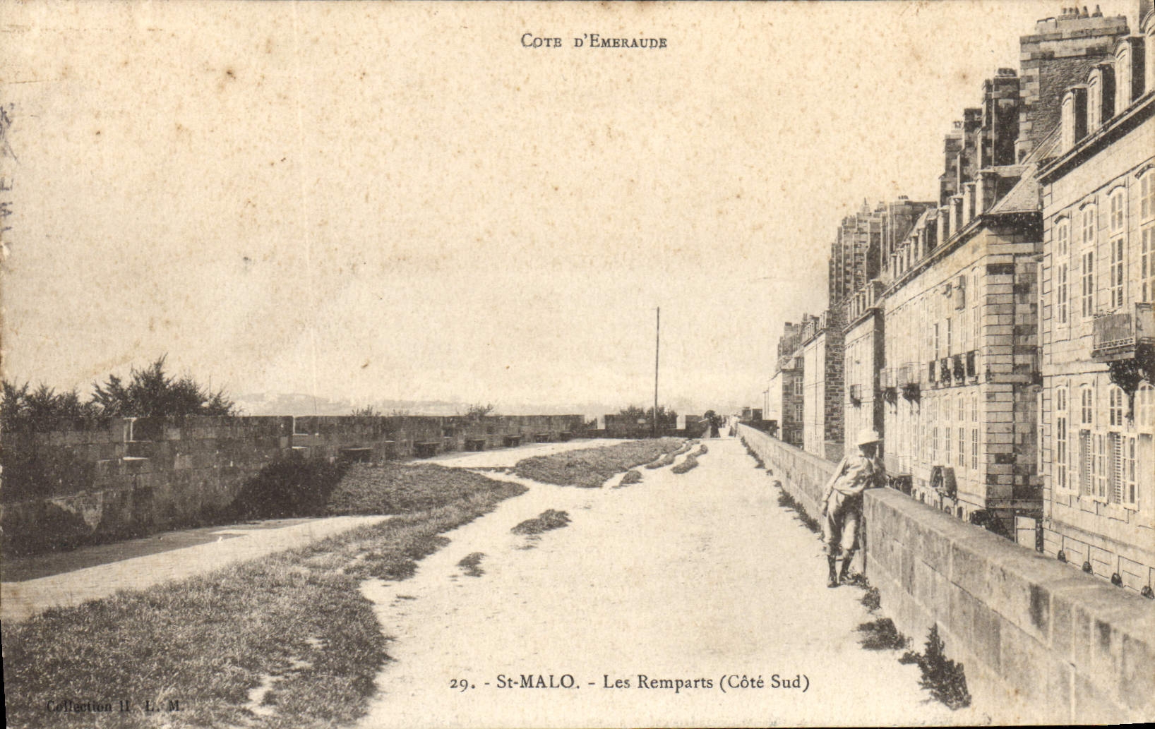 CPA Saint Malo Les Remparts (cote Sud) Cote d'Emeraude