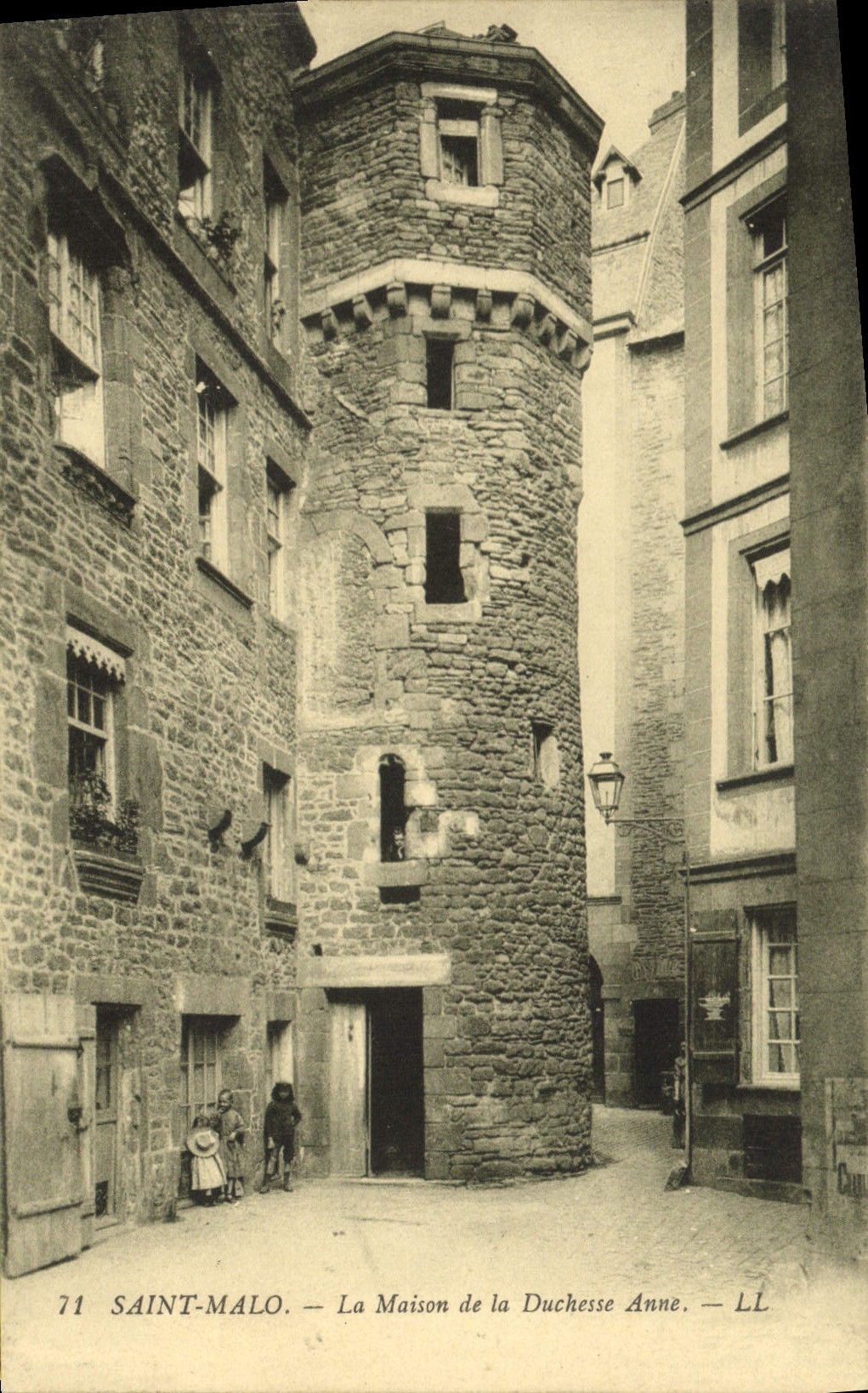 CPA St Malo La Maison de la Duchesse Anne