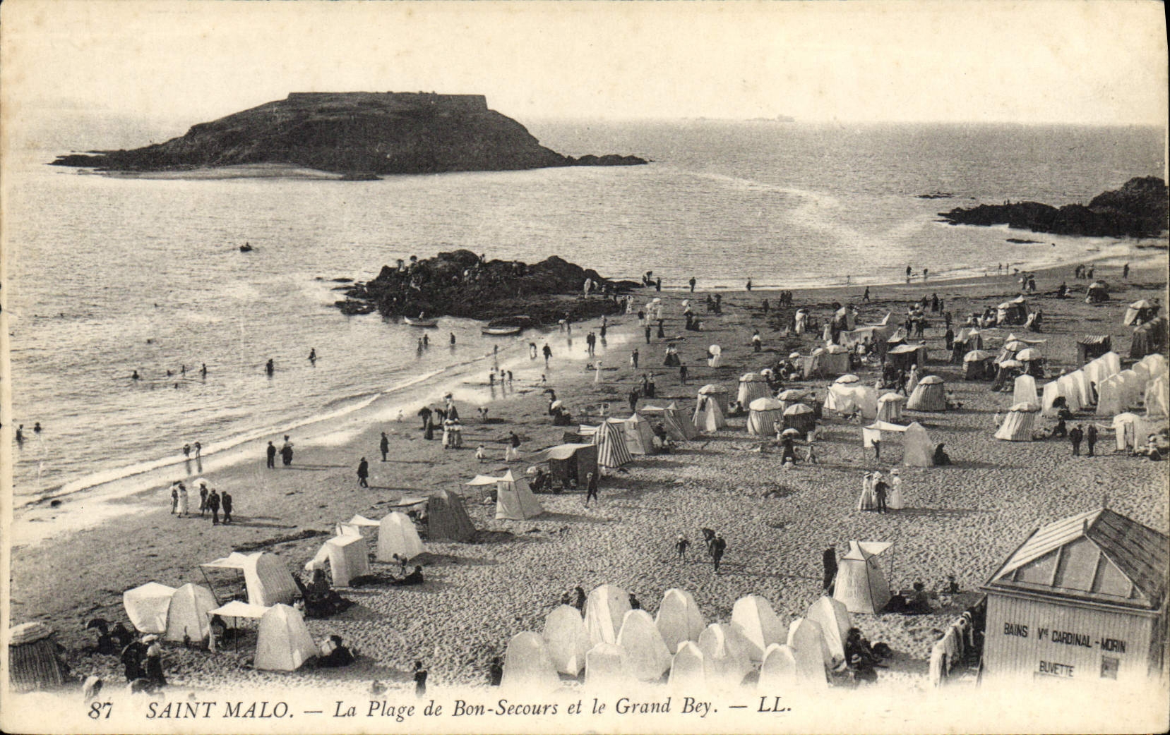 CPA St Malo La Plage de Bon Secours et le Grand Bey