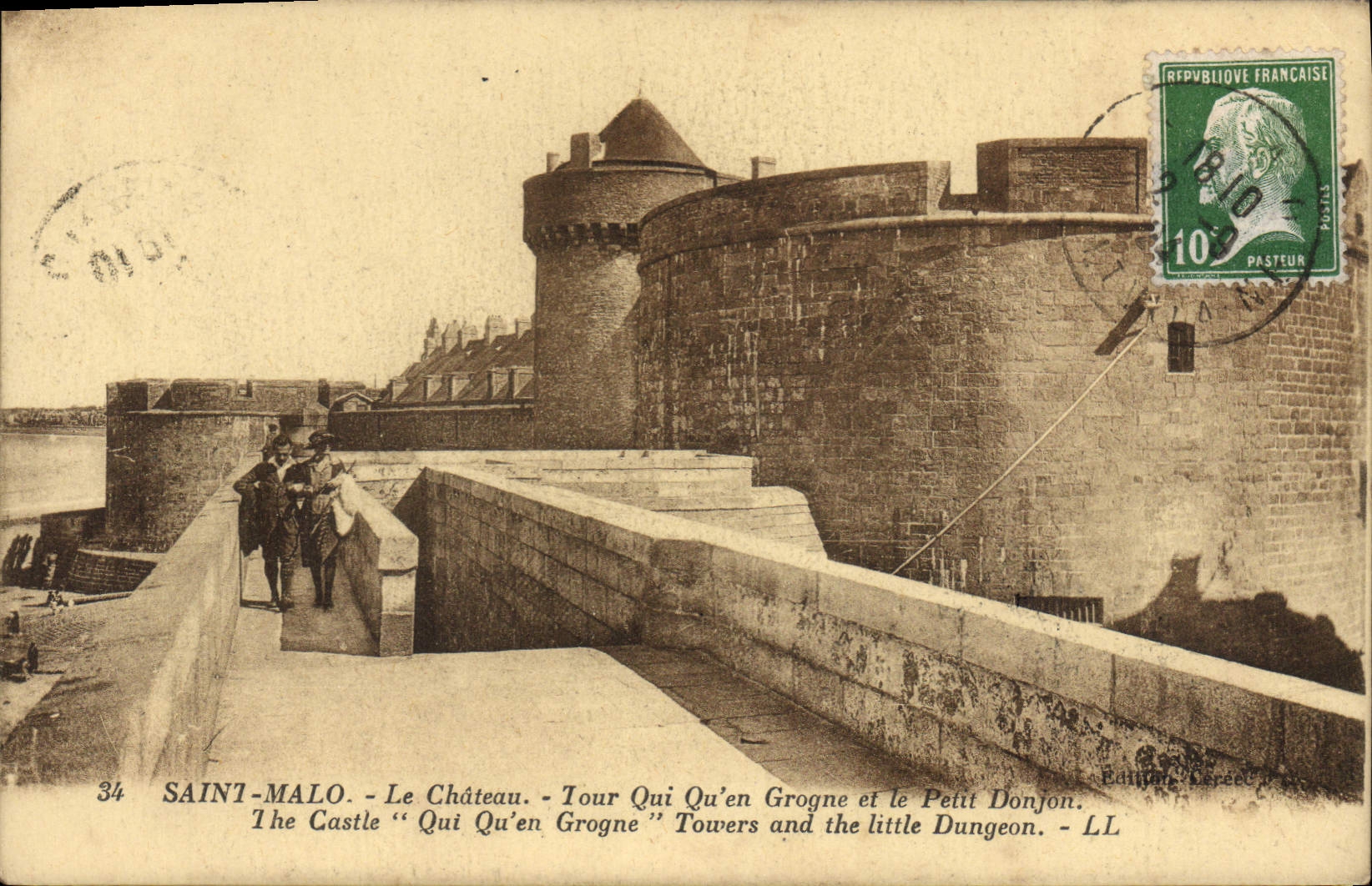 CPA St Malo Le Chateau Tour Qui Qu'en Grogne et le Petit Donjon