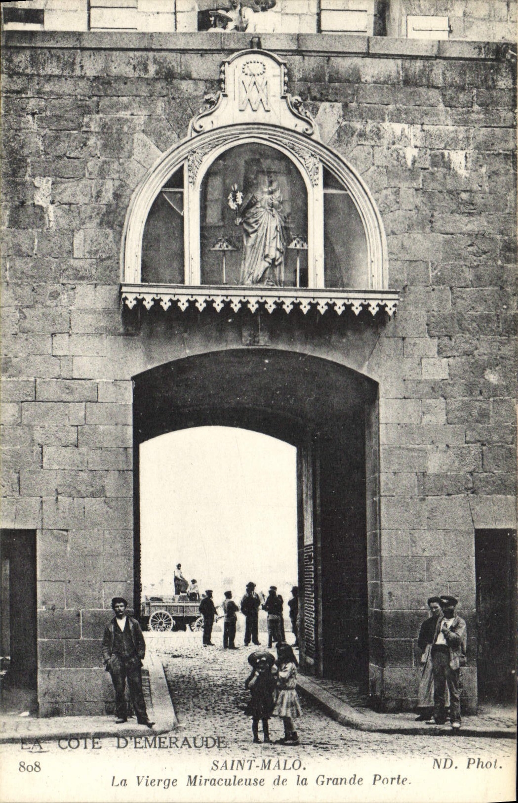 CPA St Malo La Vierge Miraculeuse de la Grande Porte