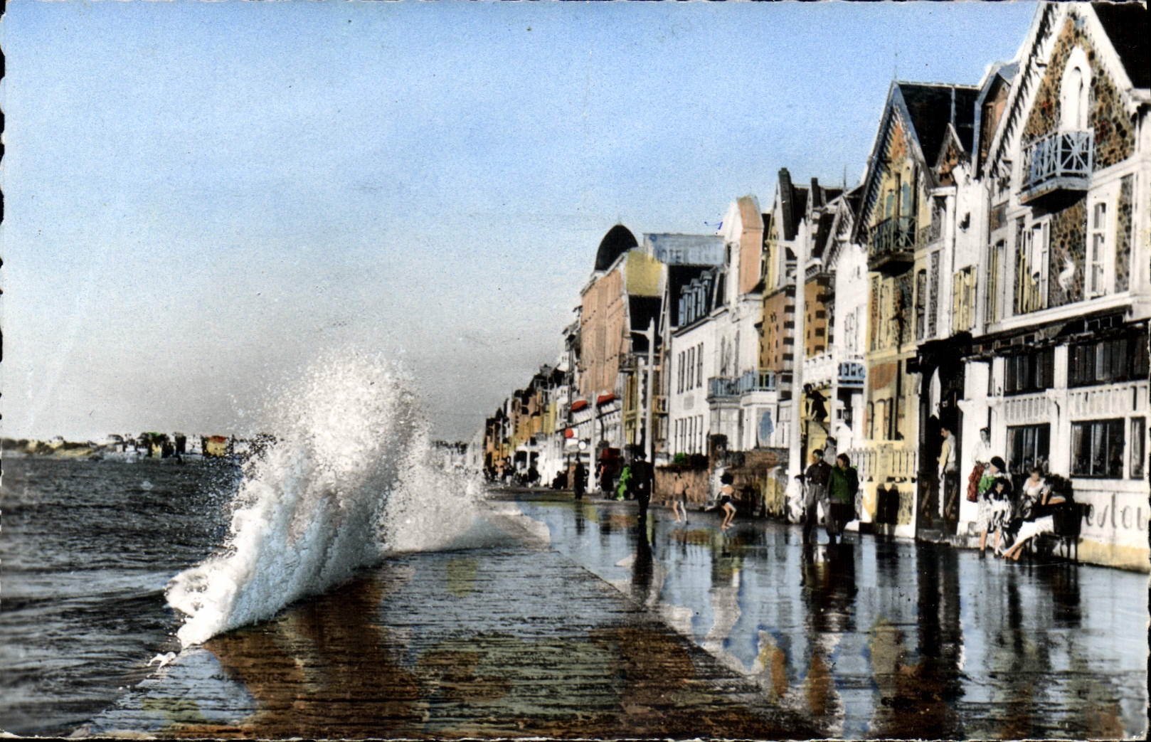 CPA St Malo (I et V) Maree haute sur le Sillon