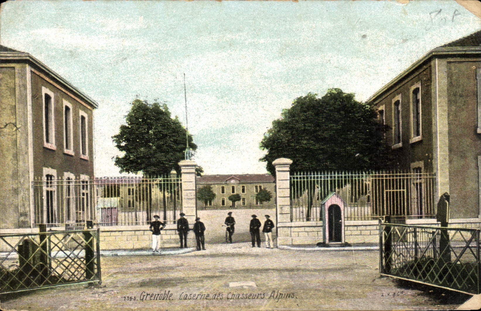CPA Grenoble Caserne des Chasseurs Alpins Militaria