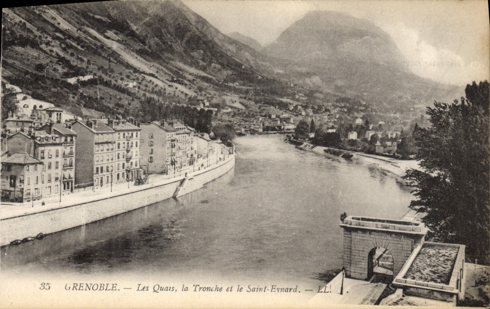 CPA Grenoble Les Quais la Tronche et le Saint Eynard