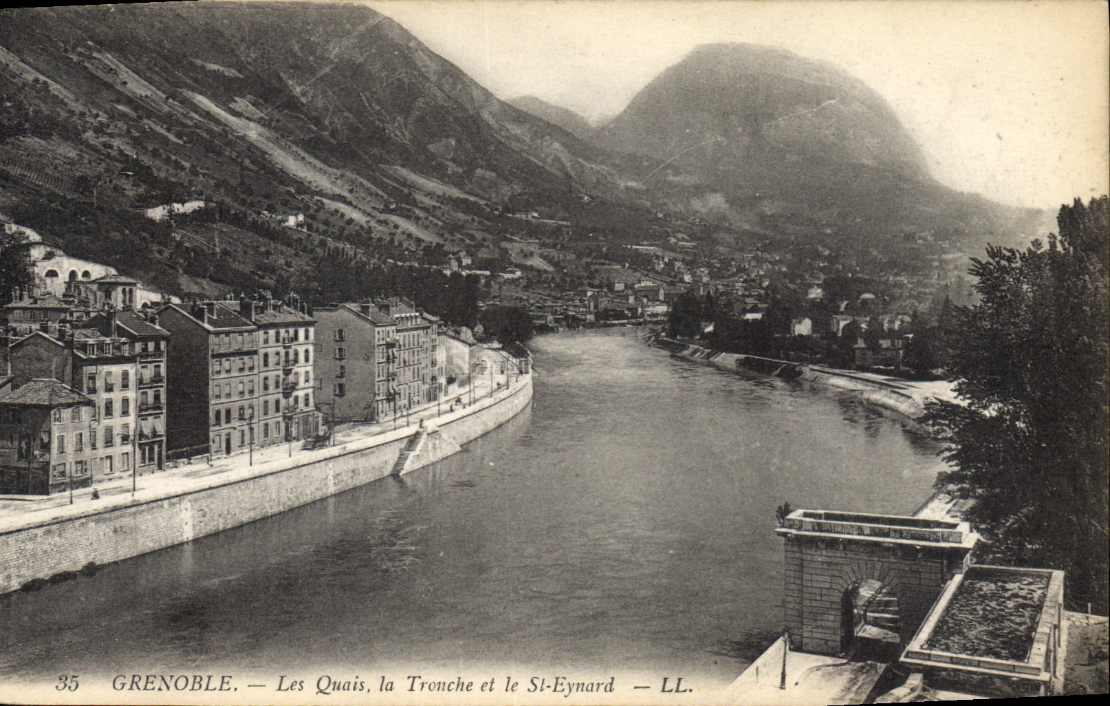 CPA Grenoble Les Quais la Tronche et le St Eynard