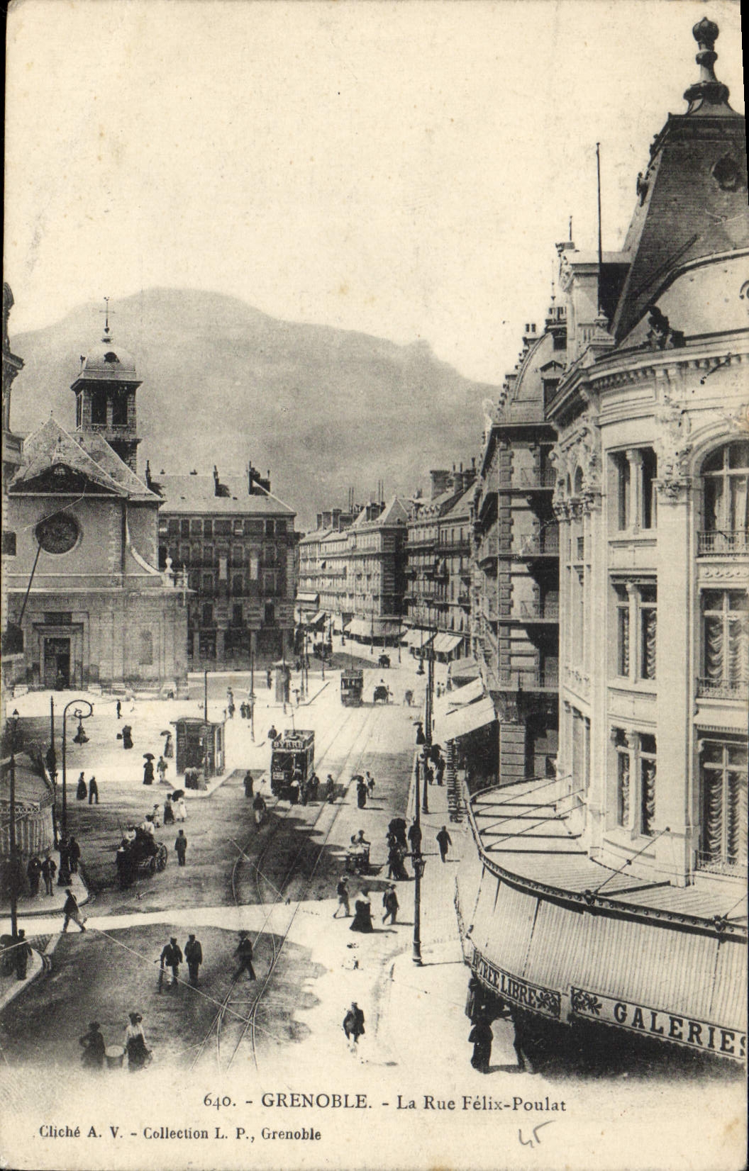 CPA Grenoble La Rue Felix Poulat