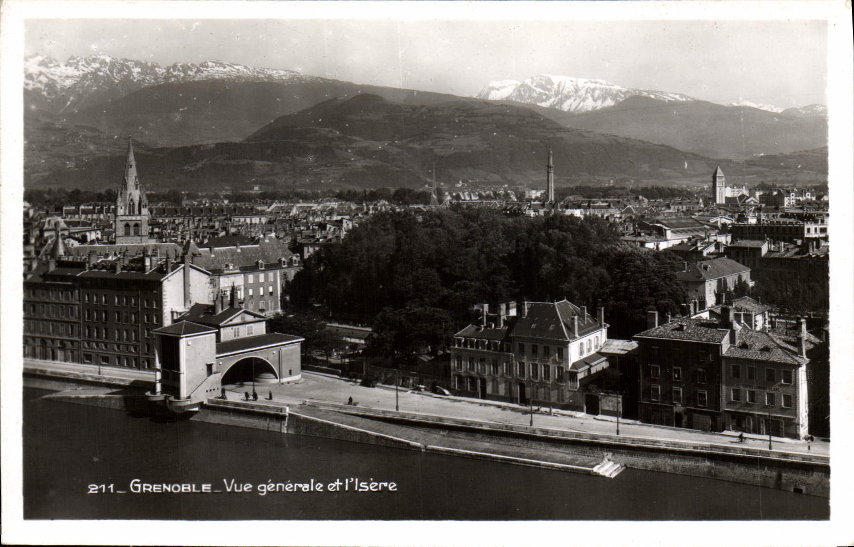 CPA Grenoble Vue generale et l'Isere