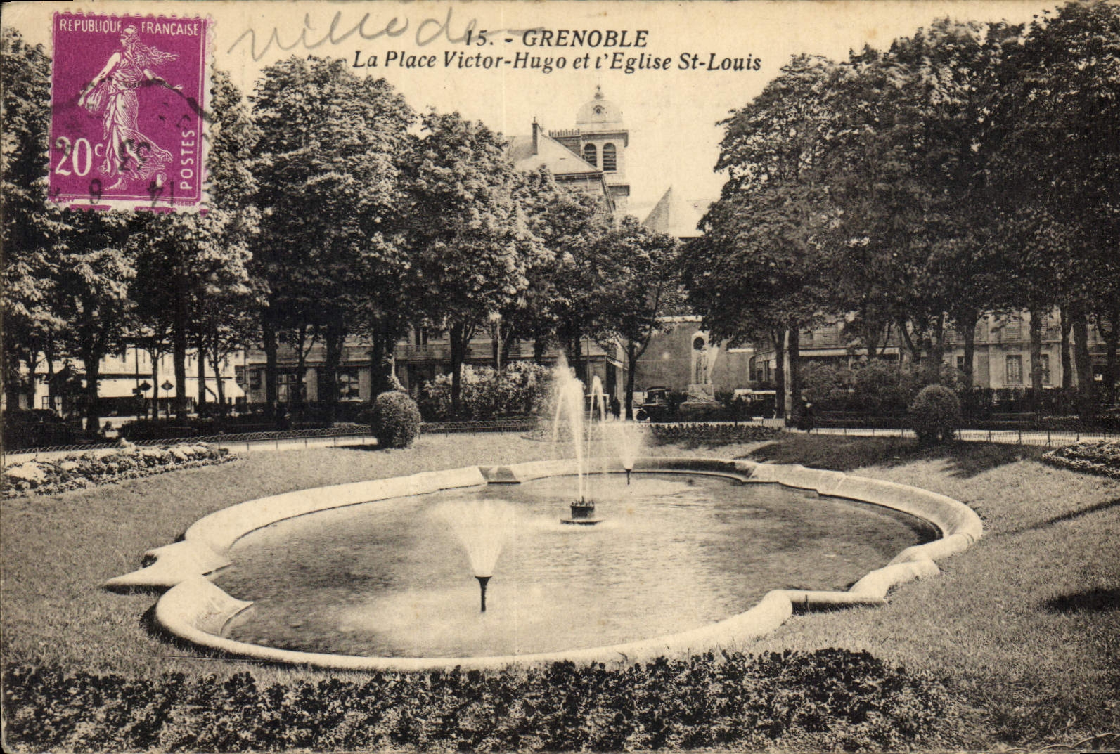 CPA Grenoble La Place Victor Hugo et L'Eglise St Louis