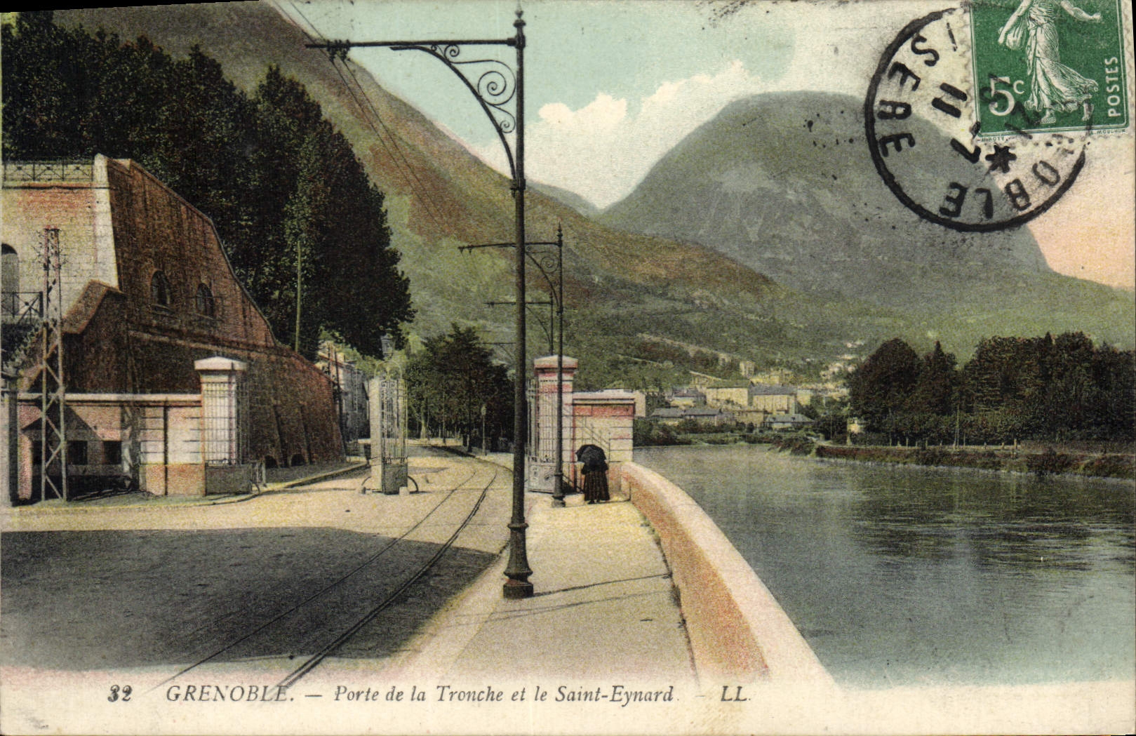 CPA Grenoble Porte de la Tronche et le Saint Eynard