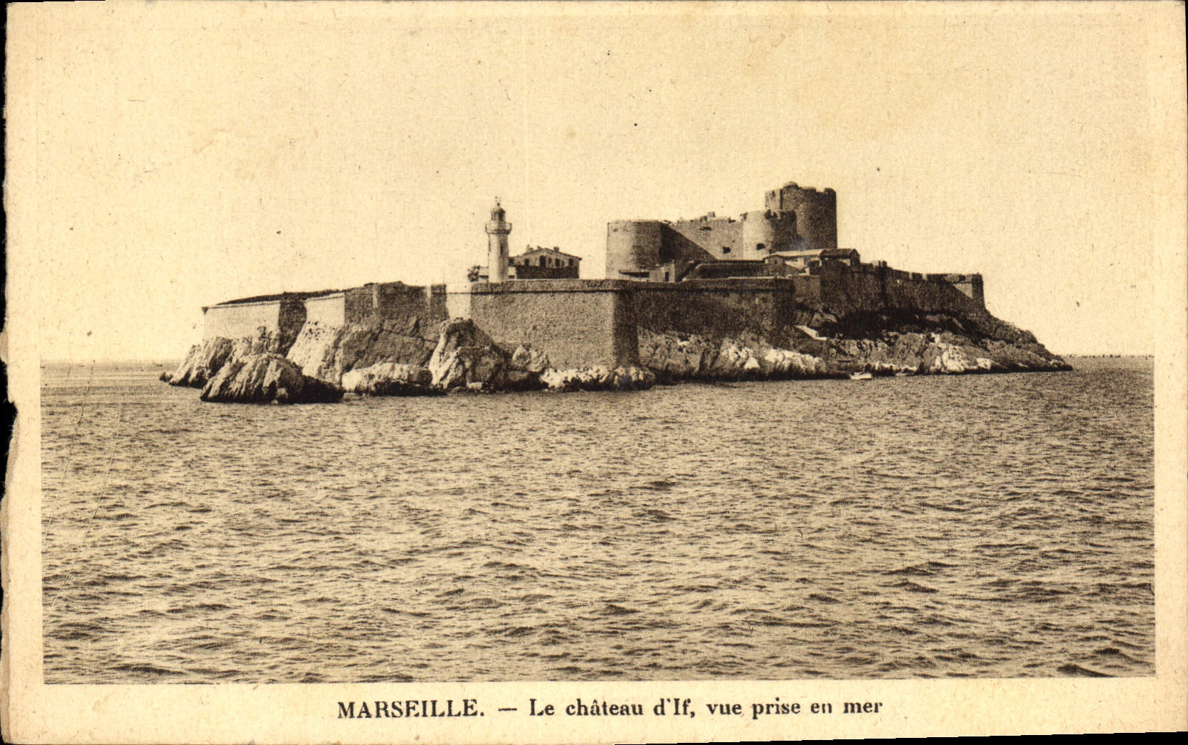 CPA Marseille Le Chateau d'If vue prise en mer