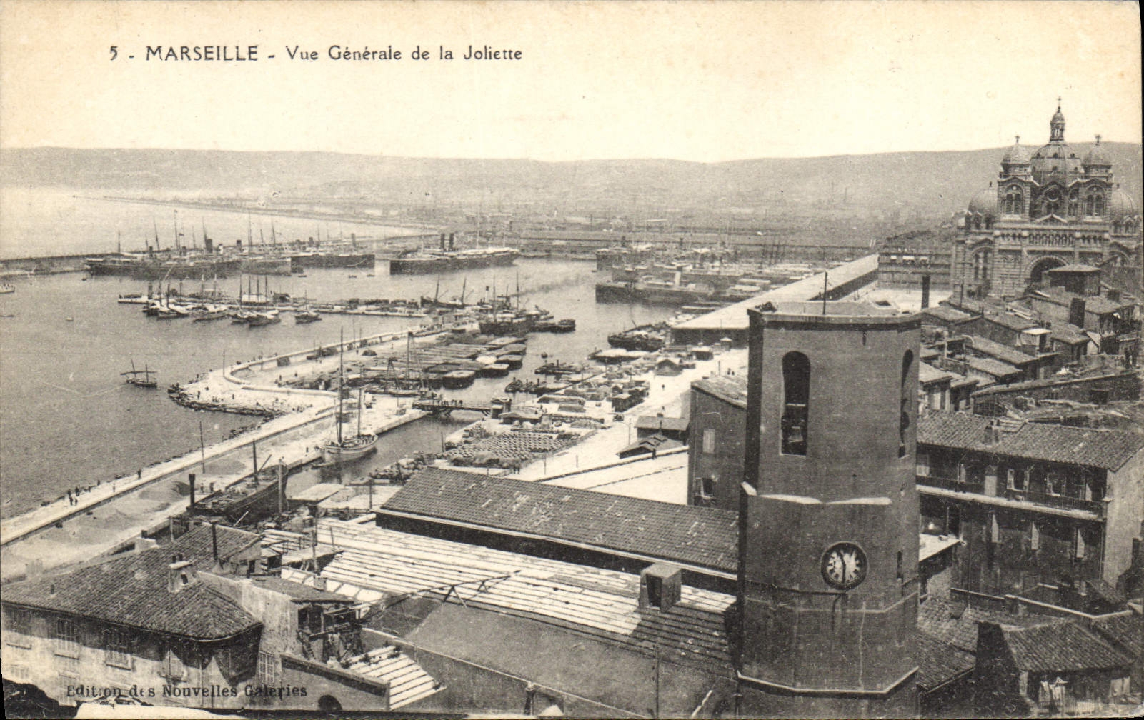CPA Marseille Vue Generale de la Joliette