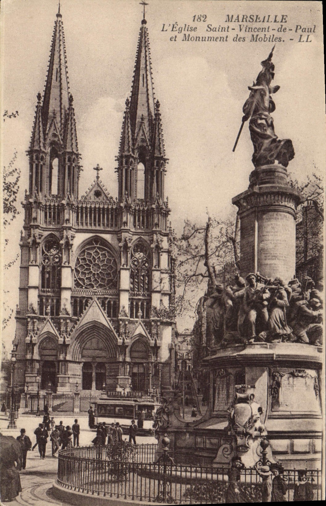 CPA Marseille L'Eglise Saint Vincent de Paul et Monument des Mobiles