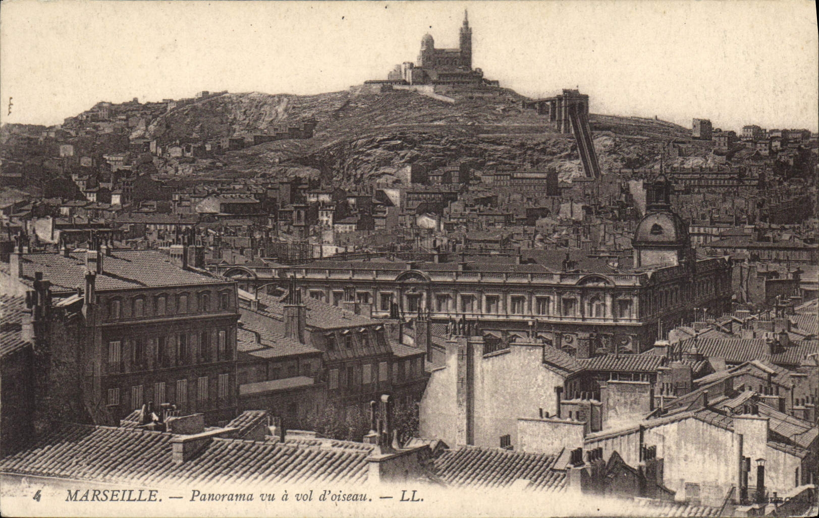 CPA Marseille Panorama vu a vol d'oiseau